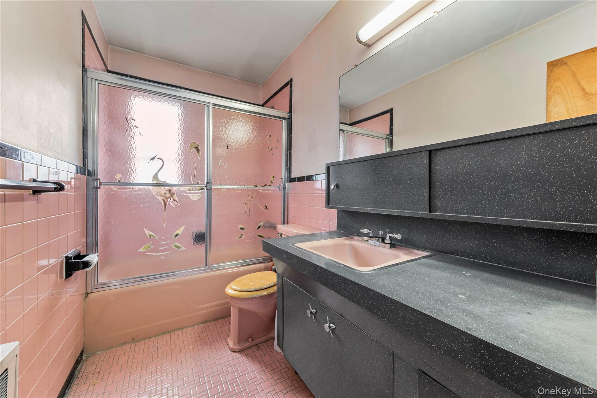 4362 167th Street Property Photo 11