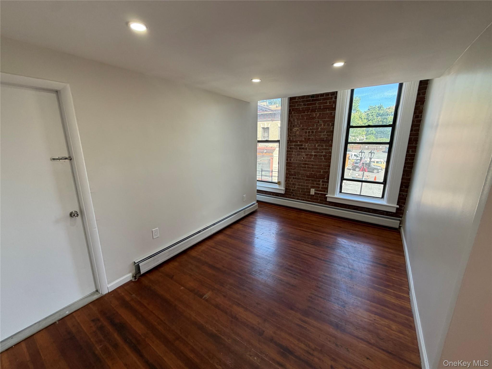 465 Main 6 Property Photo 2