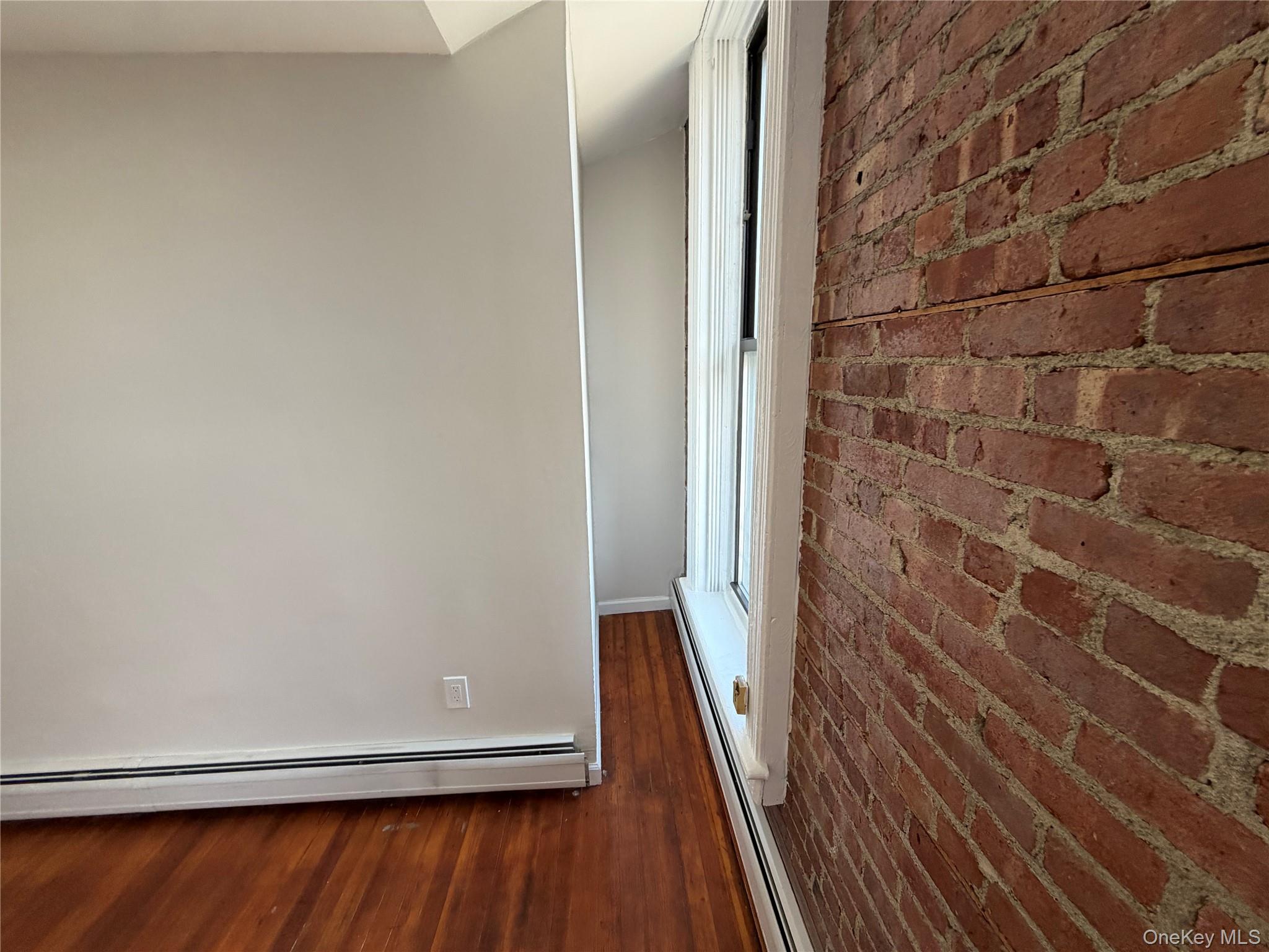 465 Main 6 Property Photo 3