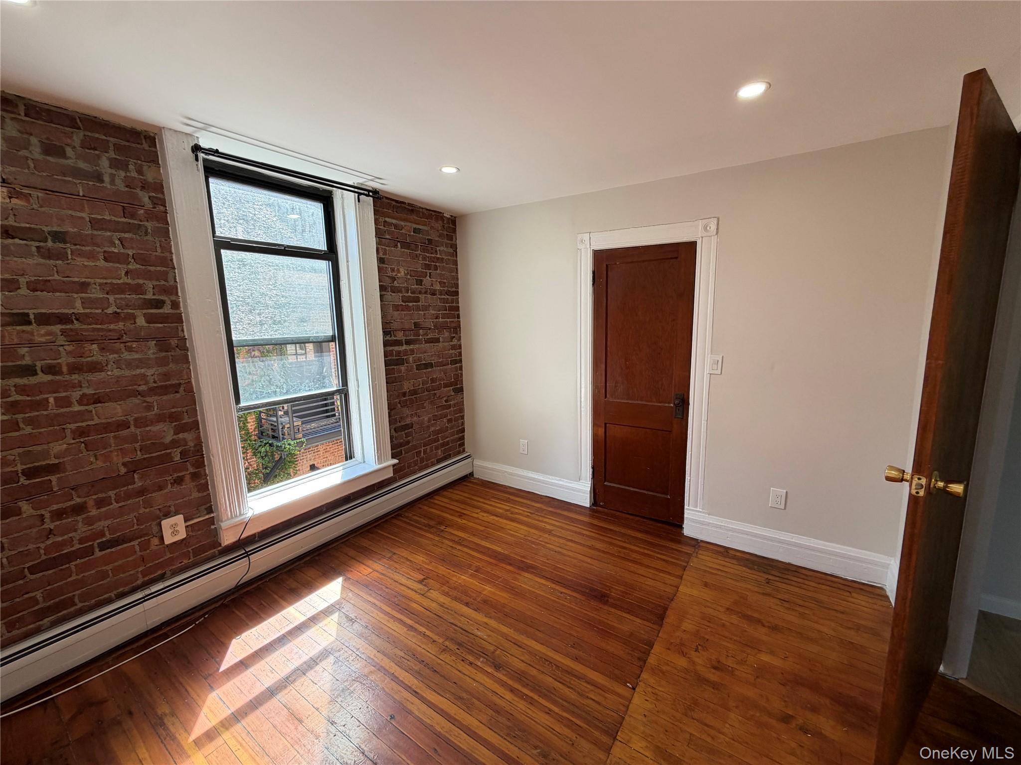 465 Main 6 Property Photo 5