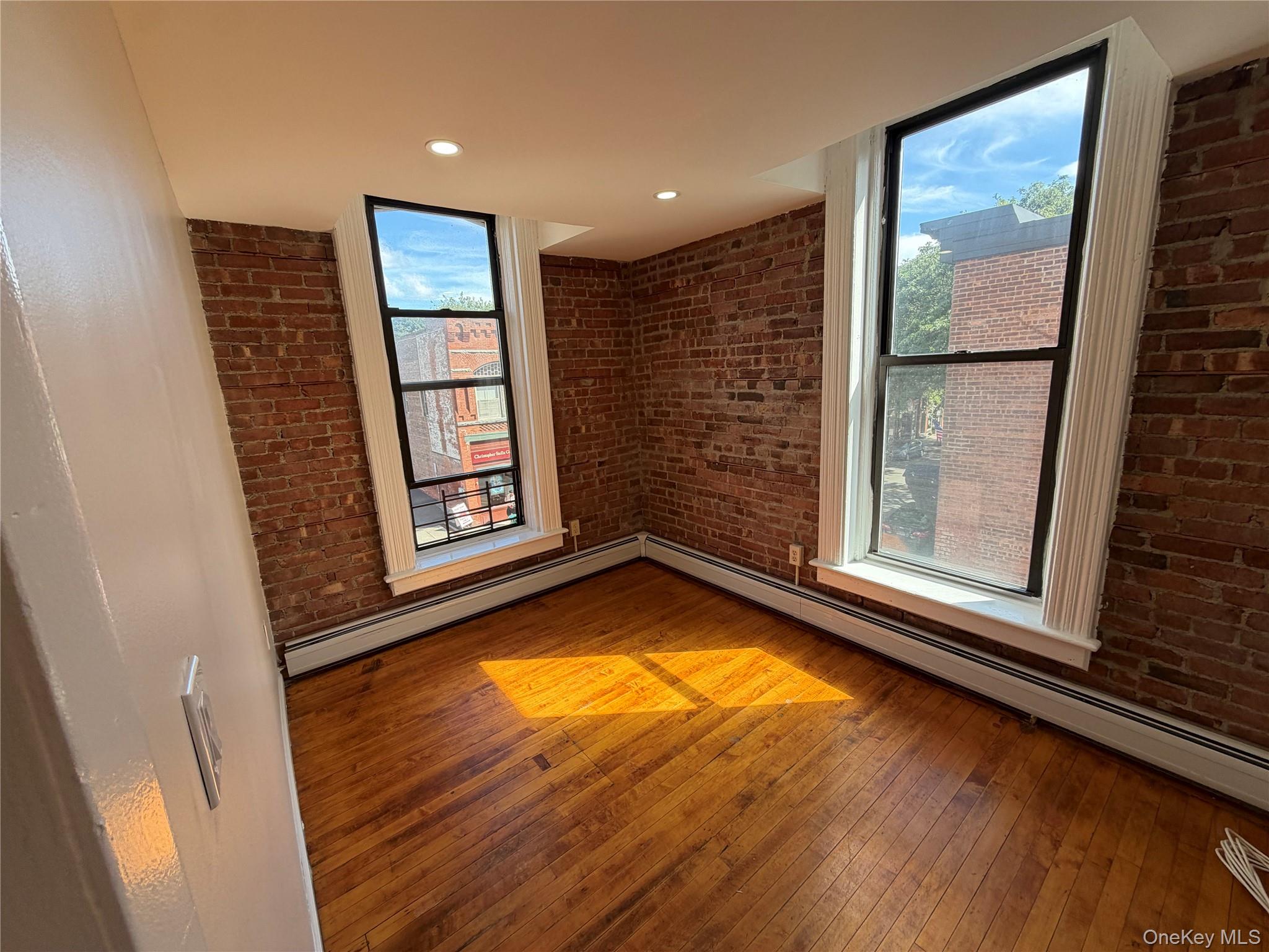 465 Main 6 Property Photo 6