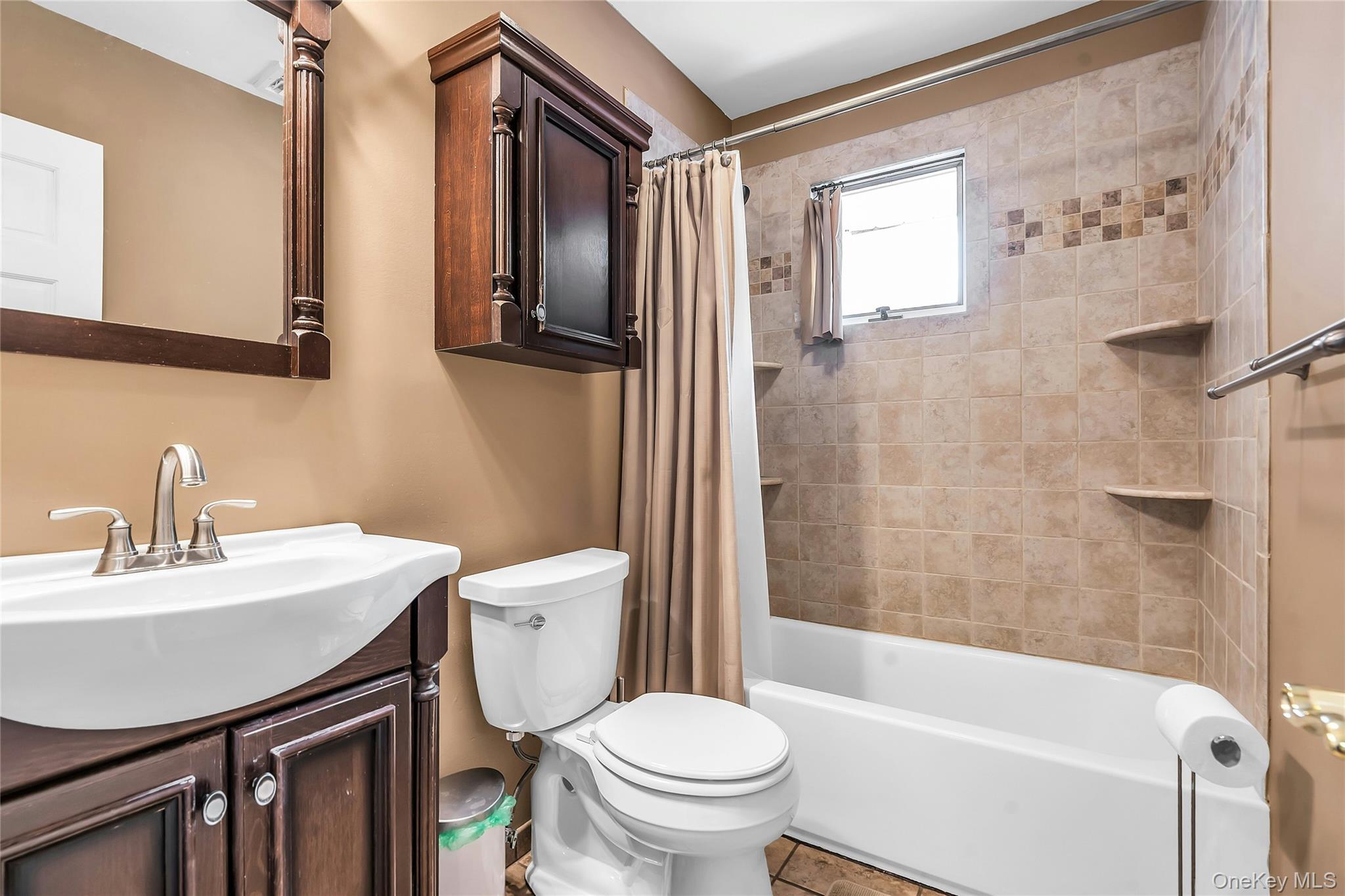 168 Cambon Avenue Property Photo 20