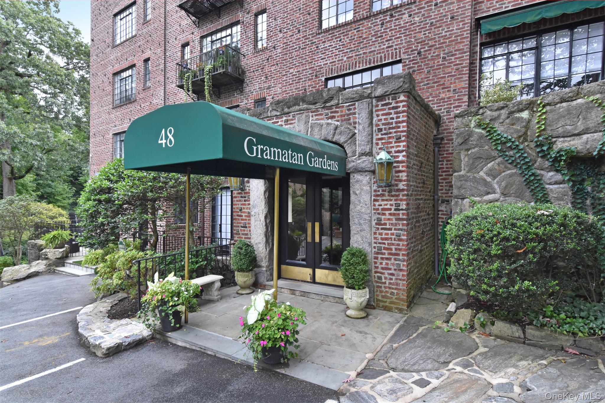 48 Sagamore Road 32