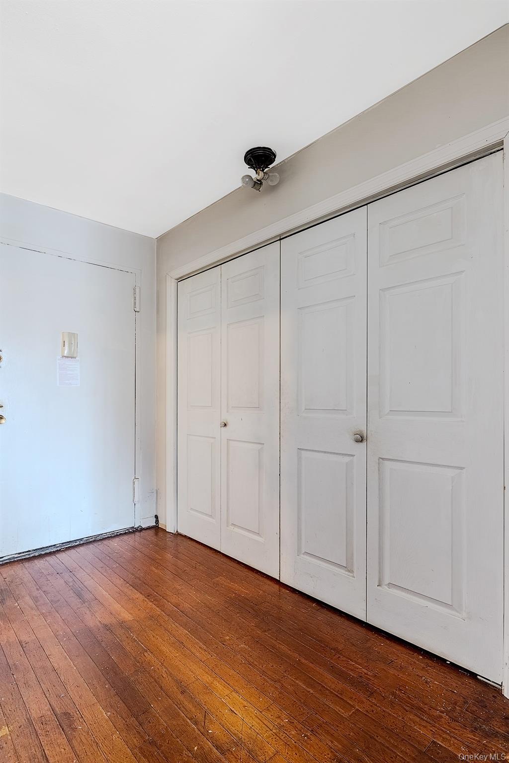 1275 E 51st Street 4l Property Photo 12