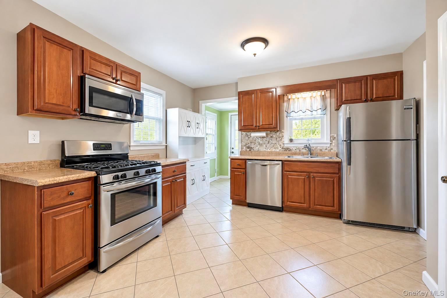2930 Stevens Street Property Photo 6