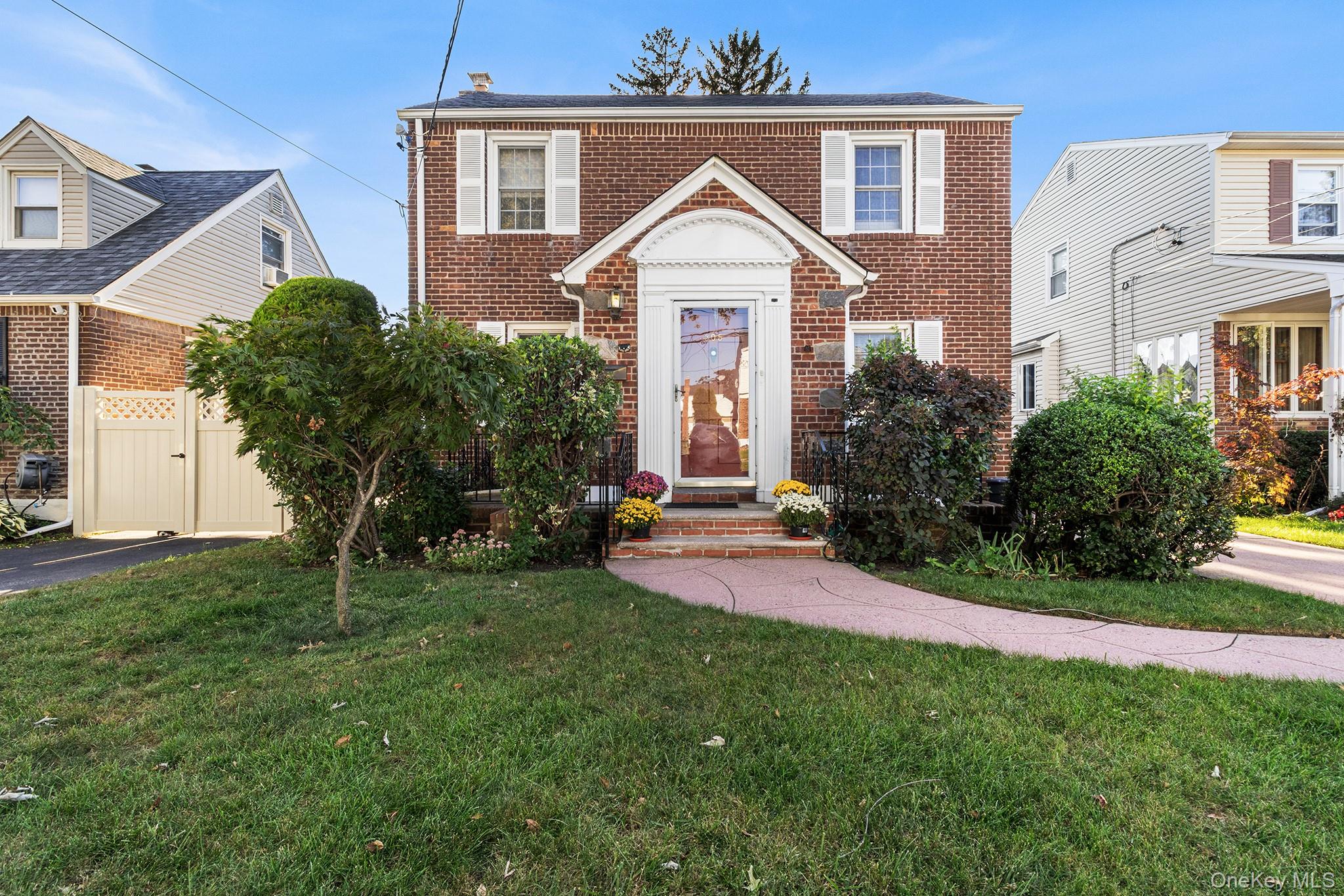 305 White Road Property Photo 1