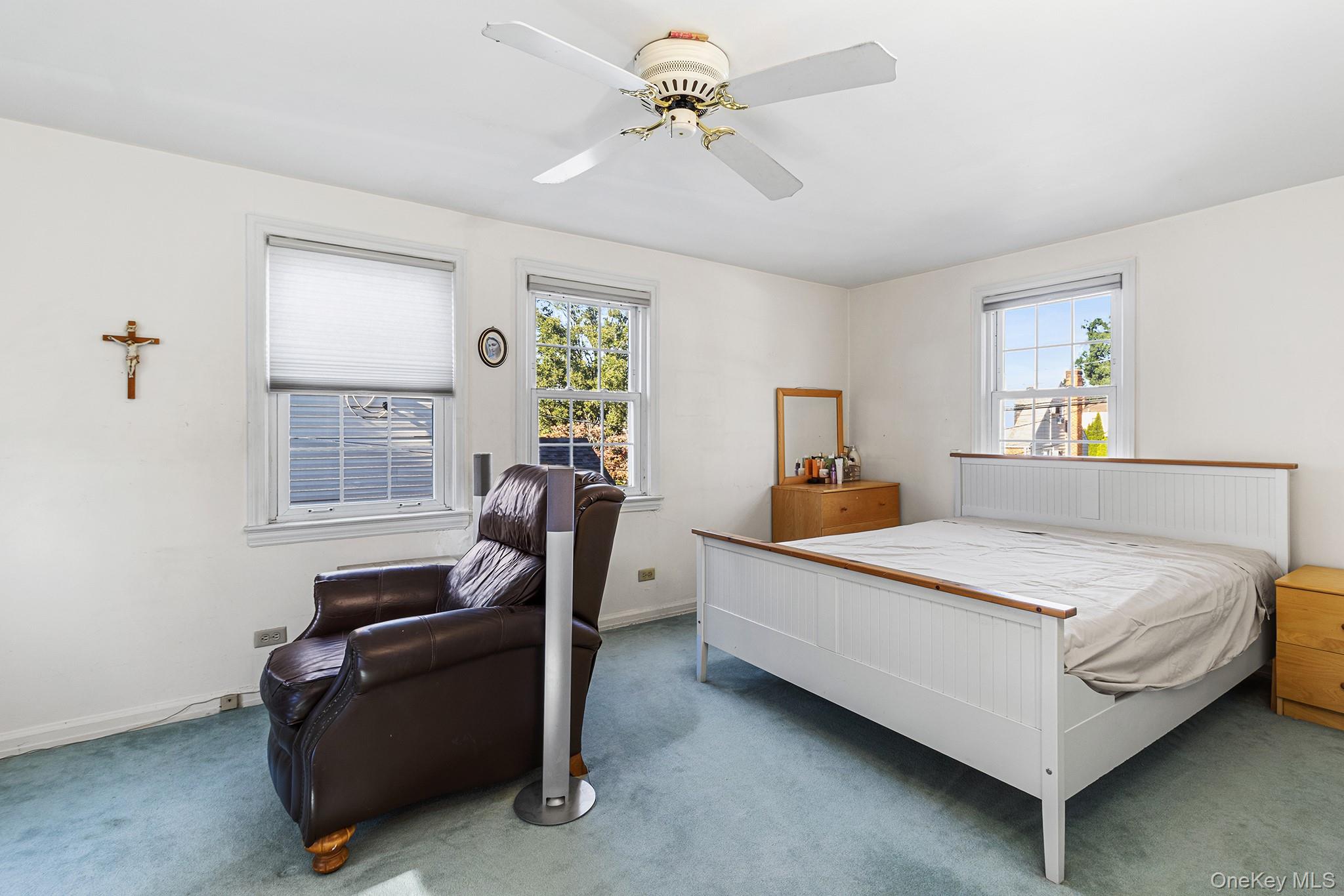 305 White Road Property Photo 16