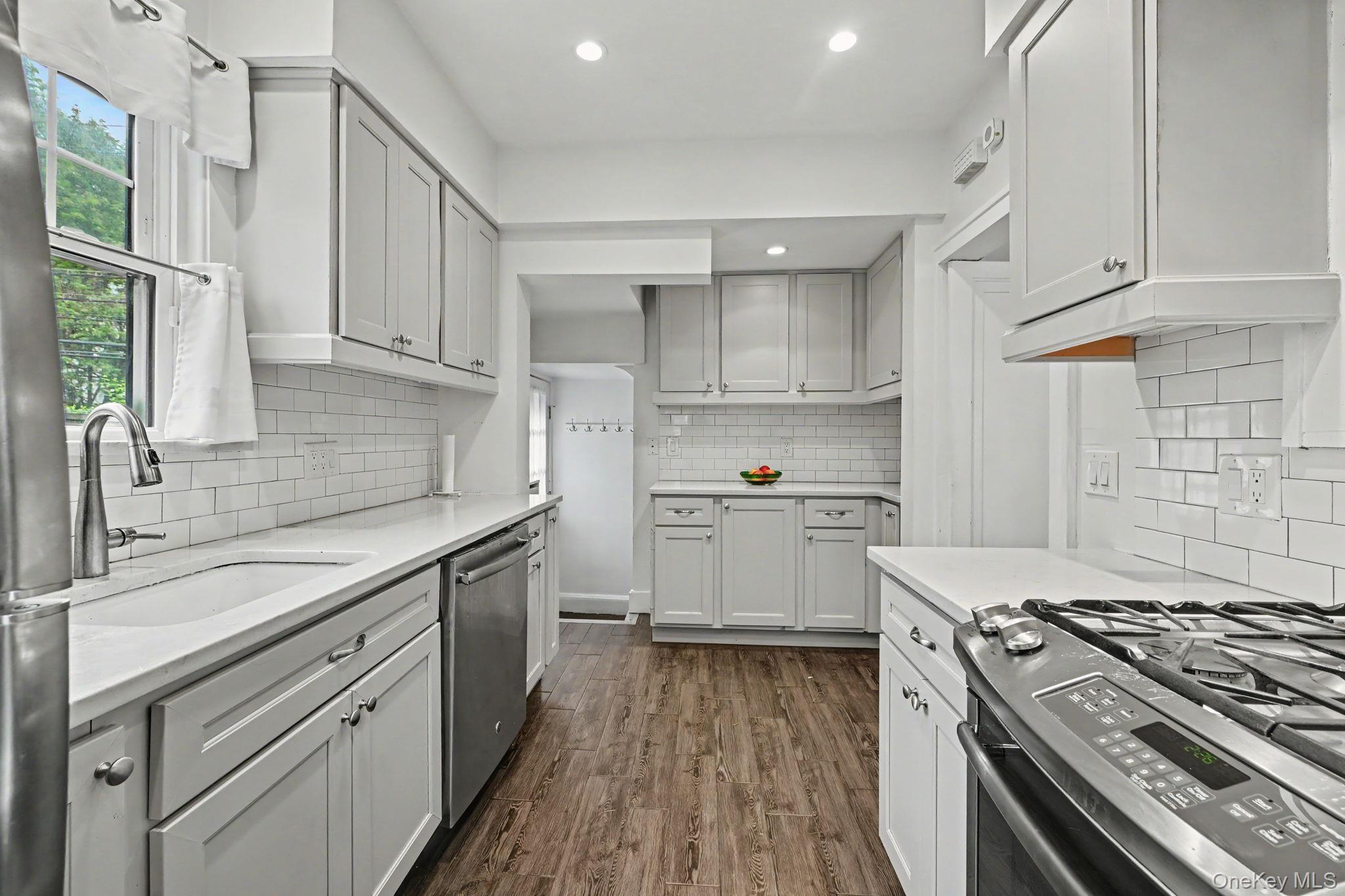 72 W Hartsdale Avenue Property Photo 7