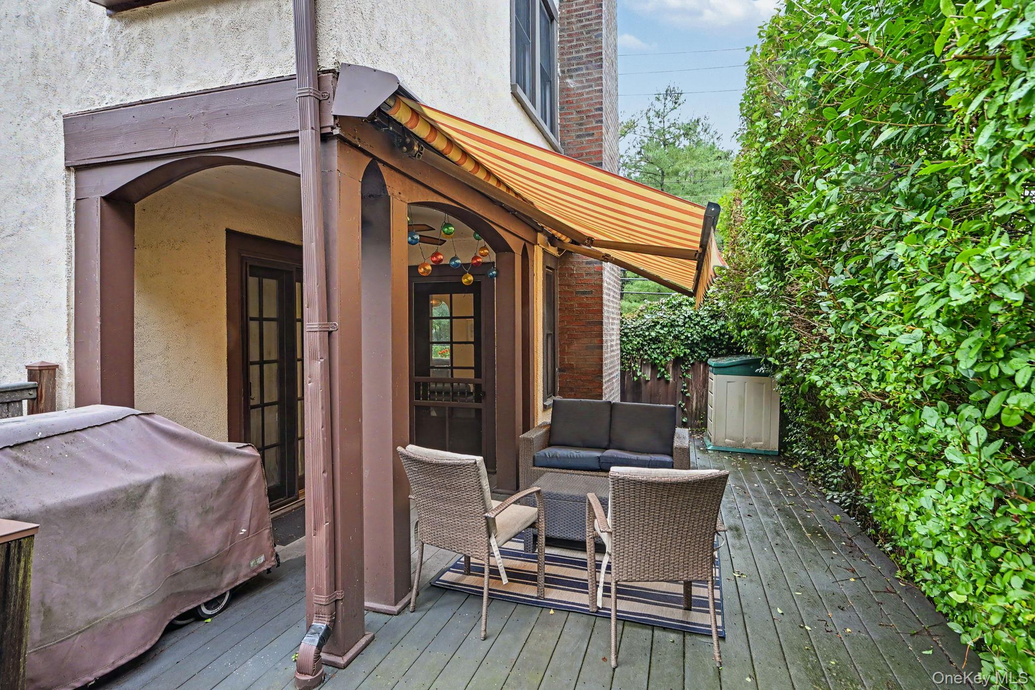 72 W Hartsdale Avenue Property Photo 24