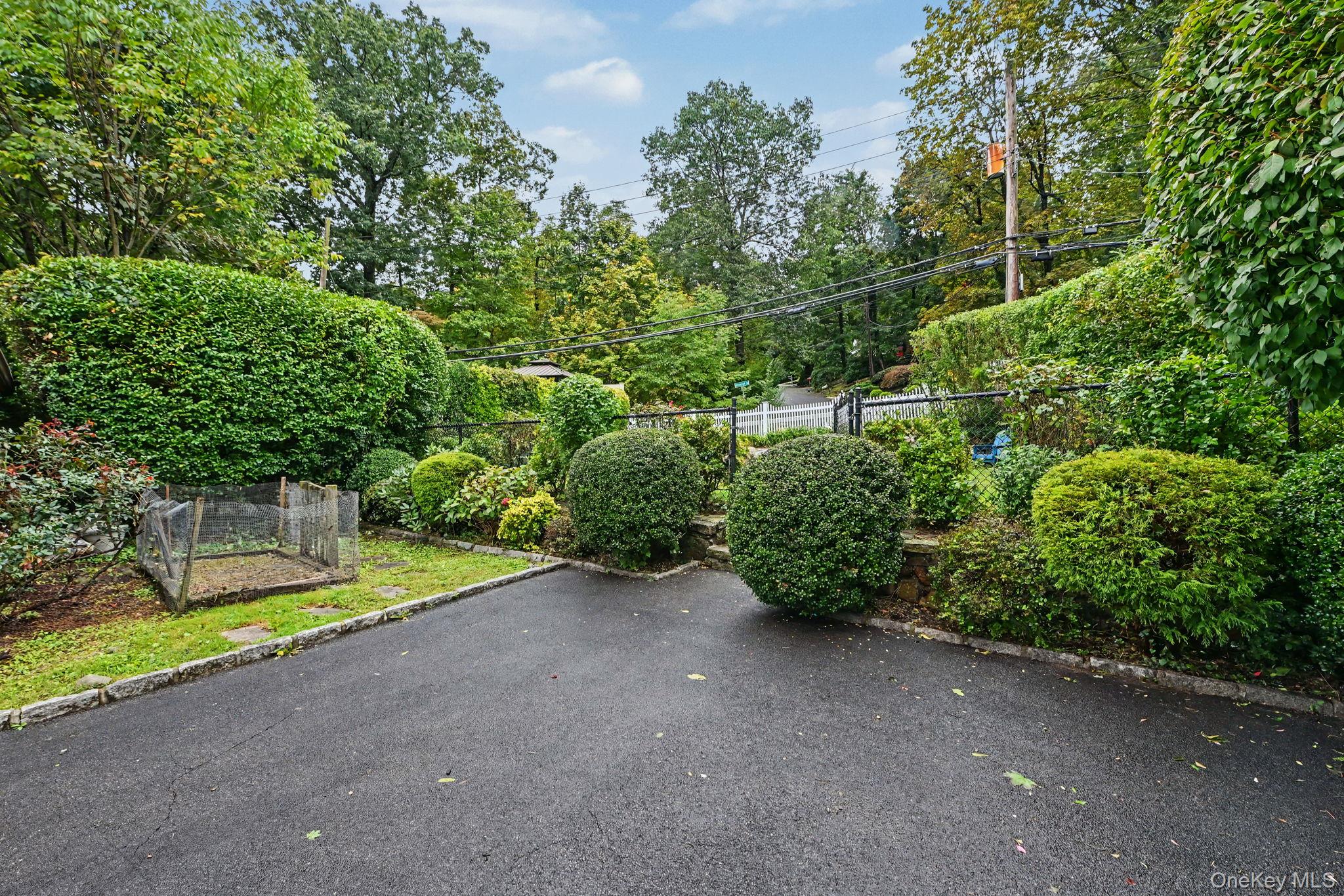 72 W Hartsdale Avenue Property Photo 30