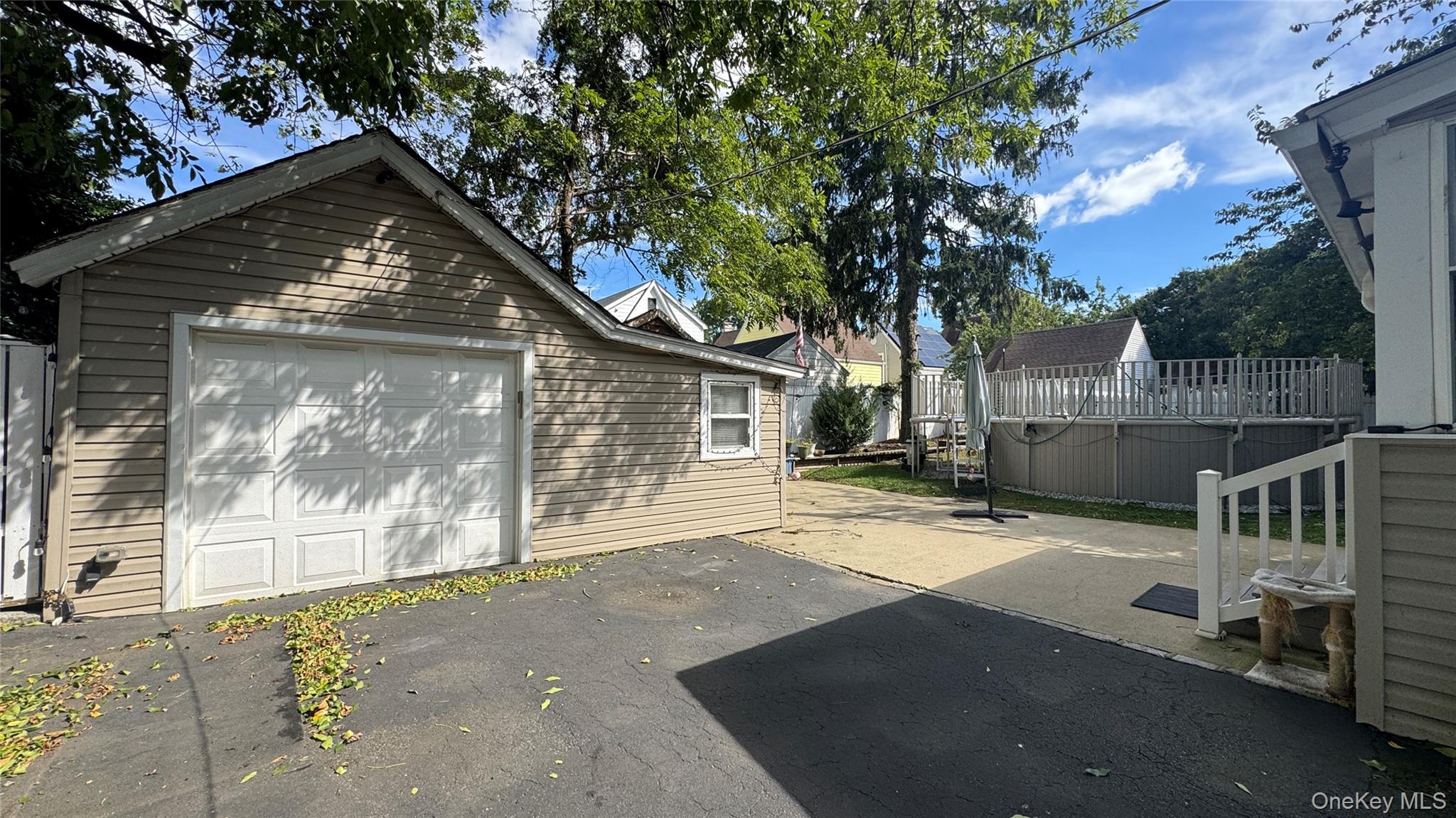 1905 Bryant Place Property Photo 11
