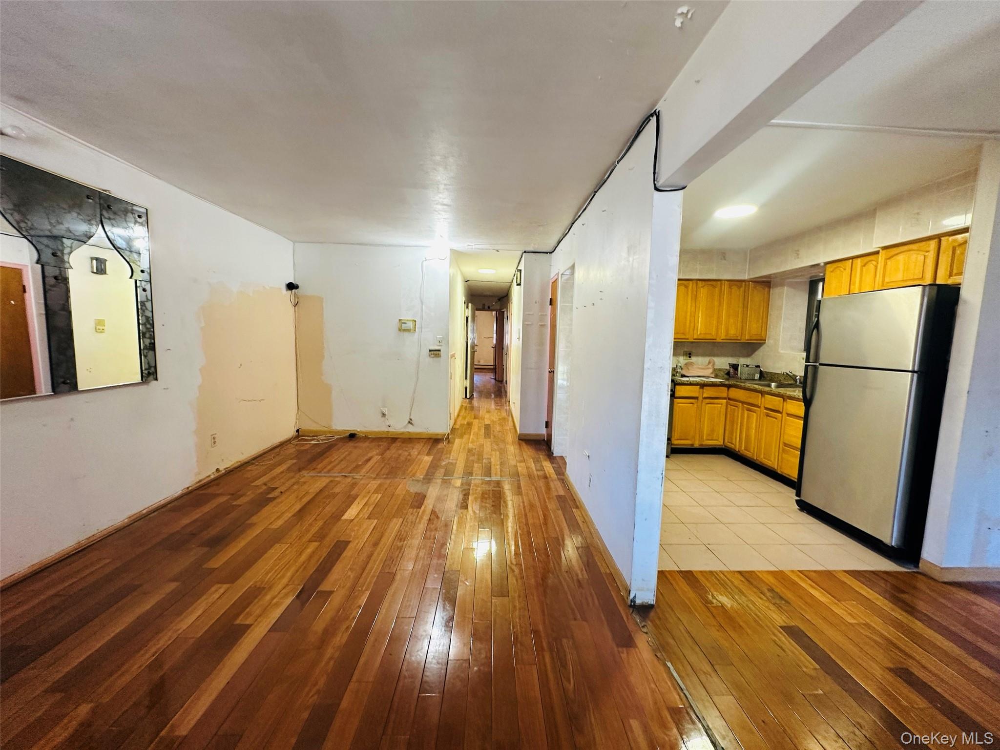39-31 54th Street Property Photo 6