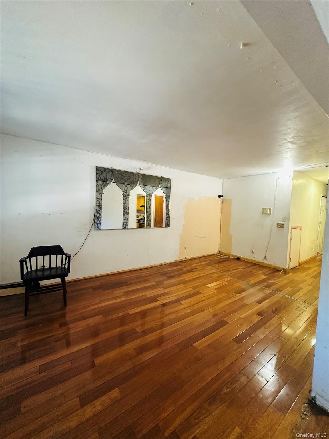 39-31 54th Street Property Photo 8