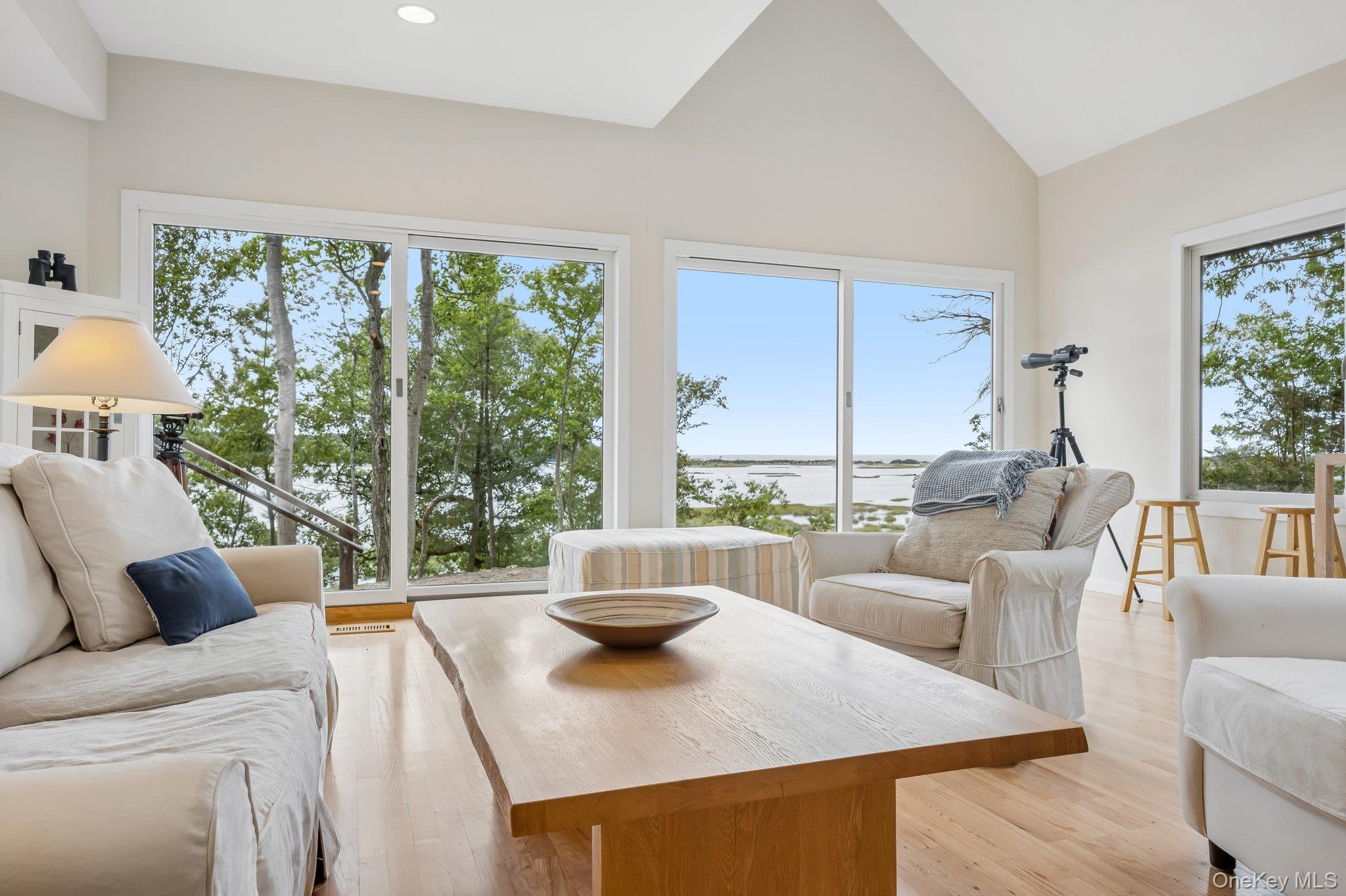 89 Harbor Road Property Photo 10