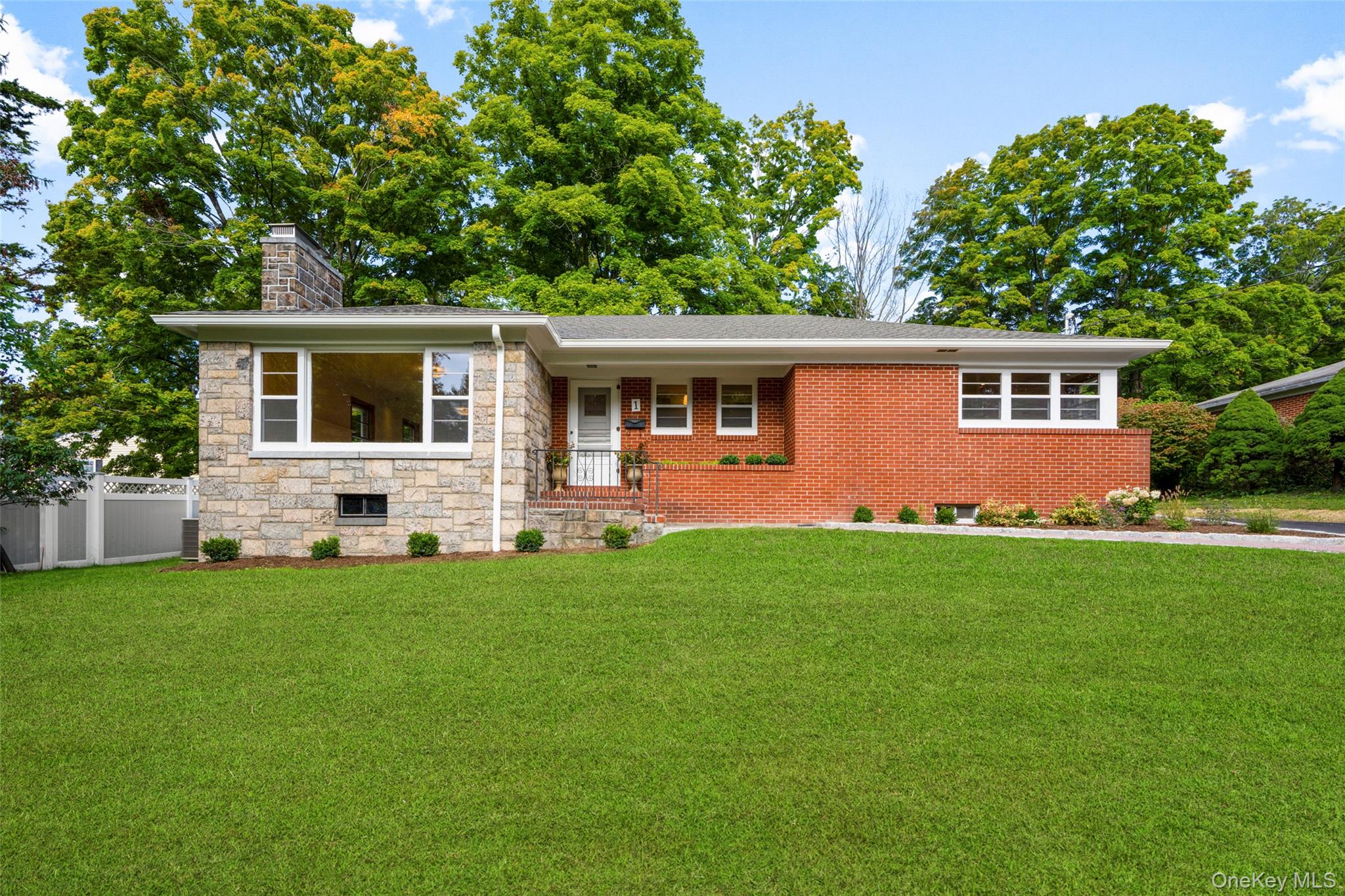 1 Craigside Drive Property Photo 2