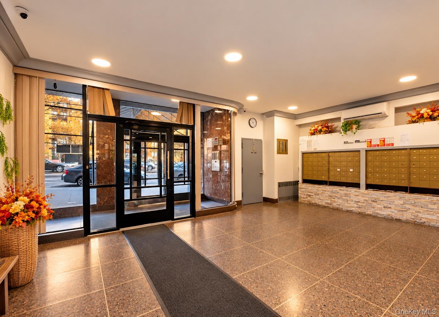 3131 Grand Concourse 8h Property Photo 6