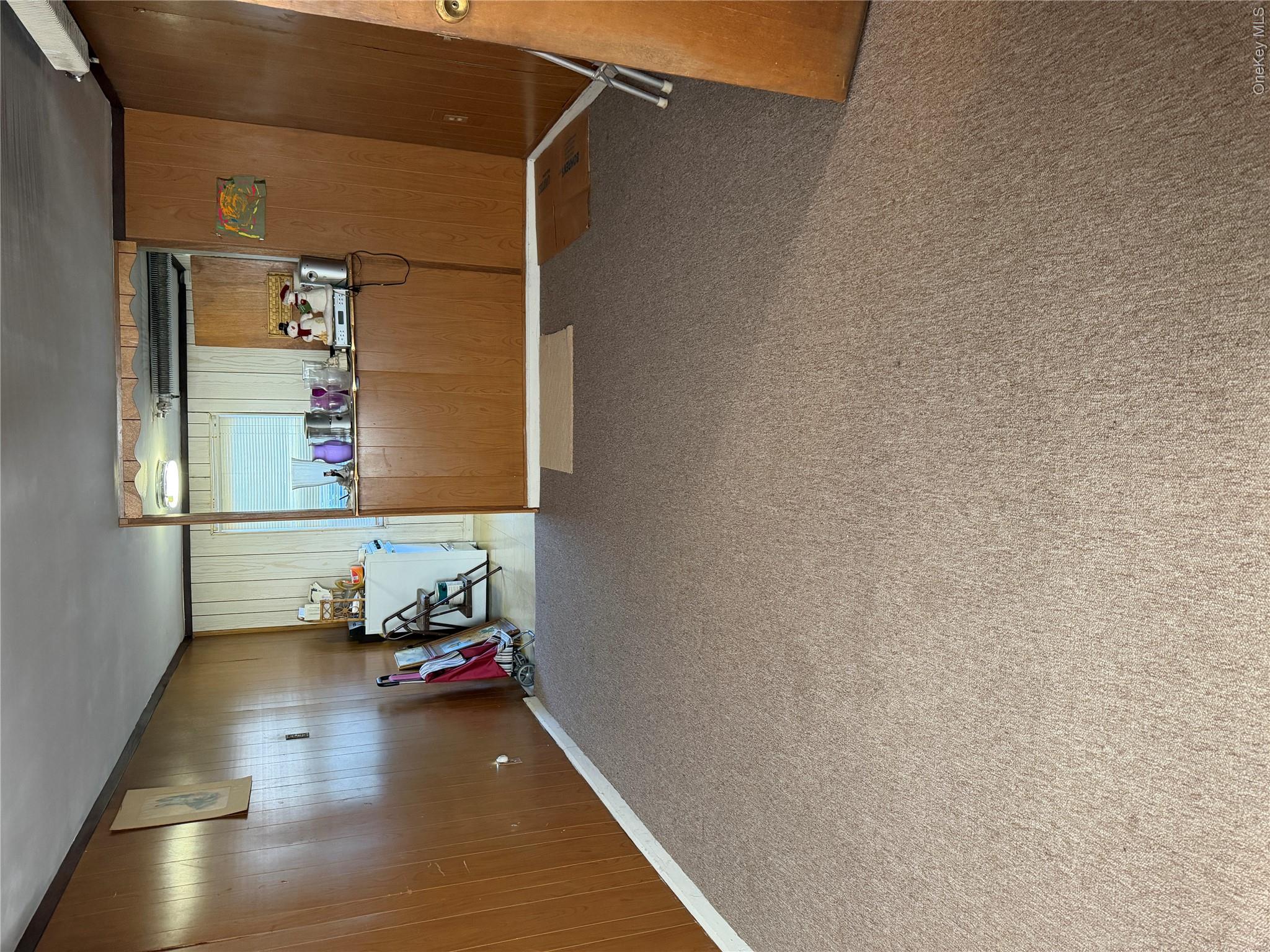 3210 Tenbroeck Avenue Property Photo 8