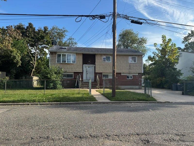 270 Elmore Street Property Photo 1