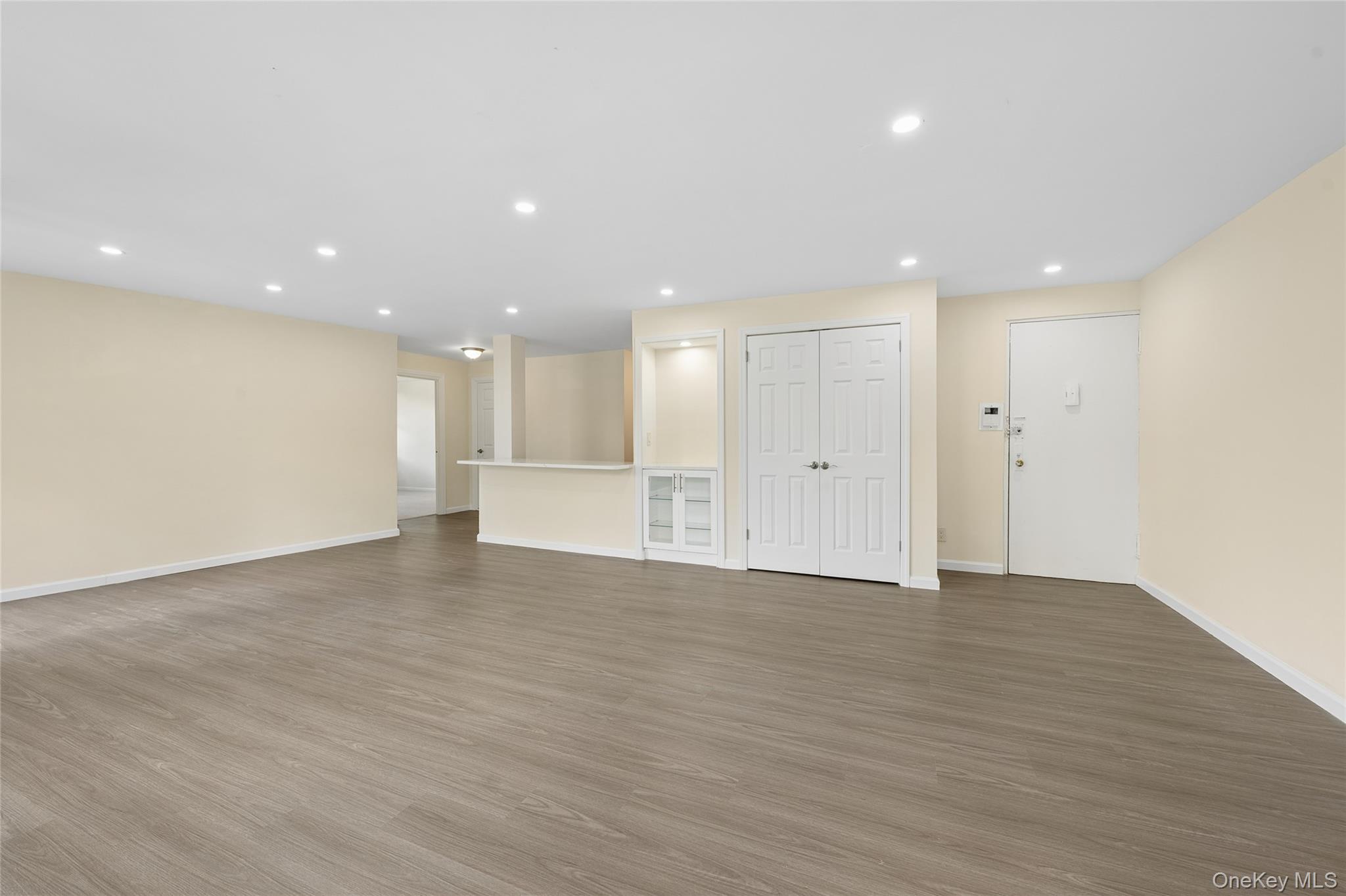 166-26 Powells Cove Boulevard 3d Property Photo 3