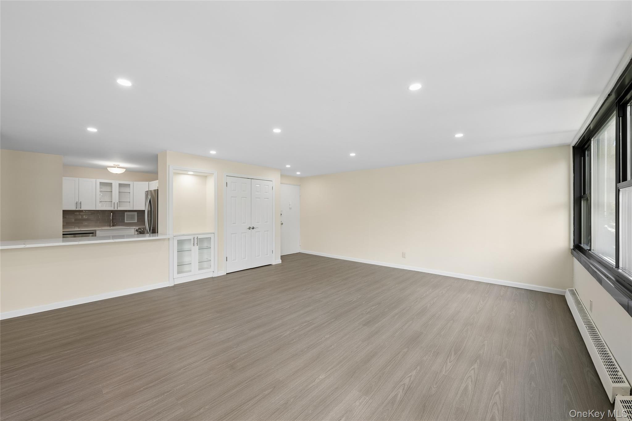 166-26 Powells Cove Boulevard 3d Property Photo 4