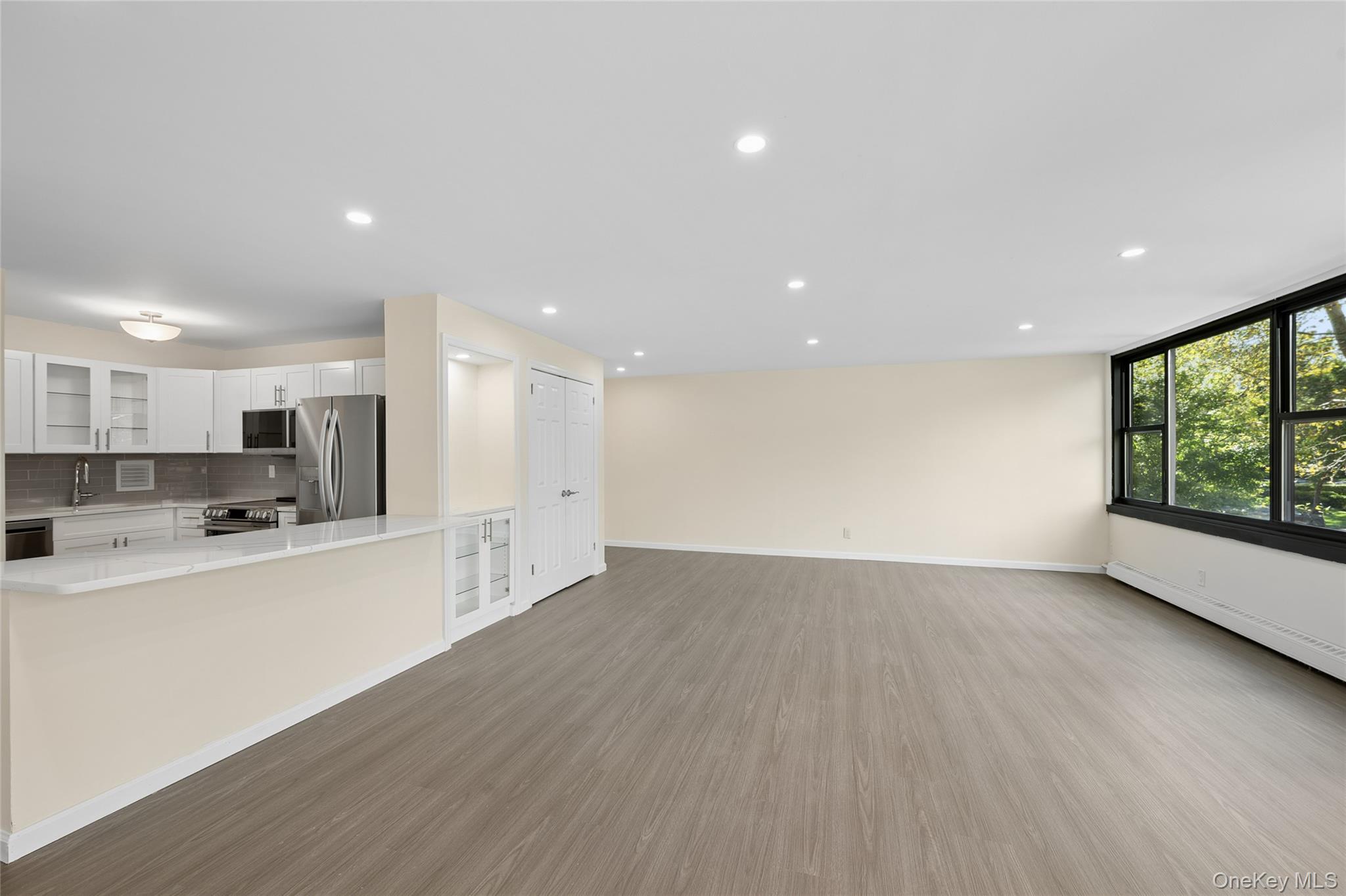 166-26 Powells Cove Boulevard 3d Property Photo 5
