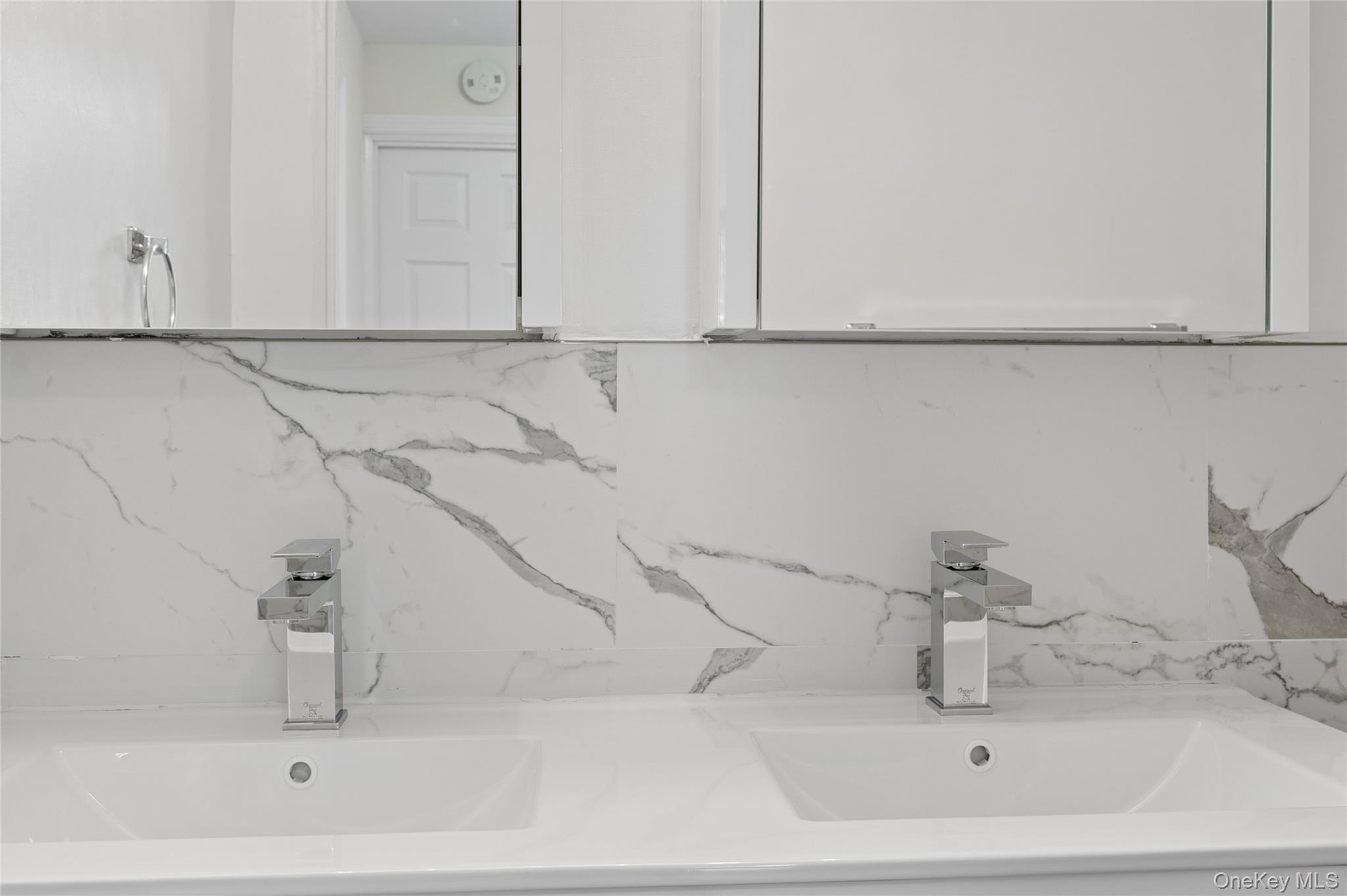 166-26 Powells Cove Boulevard 3d Property Photo 15