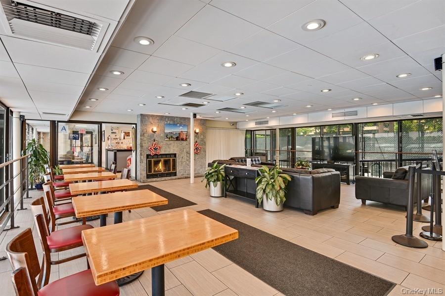166-26 Powells Cove Boulevard 3d Property Photo 27
