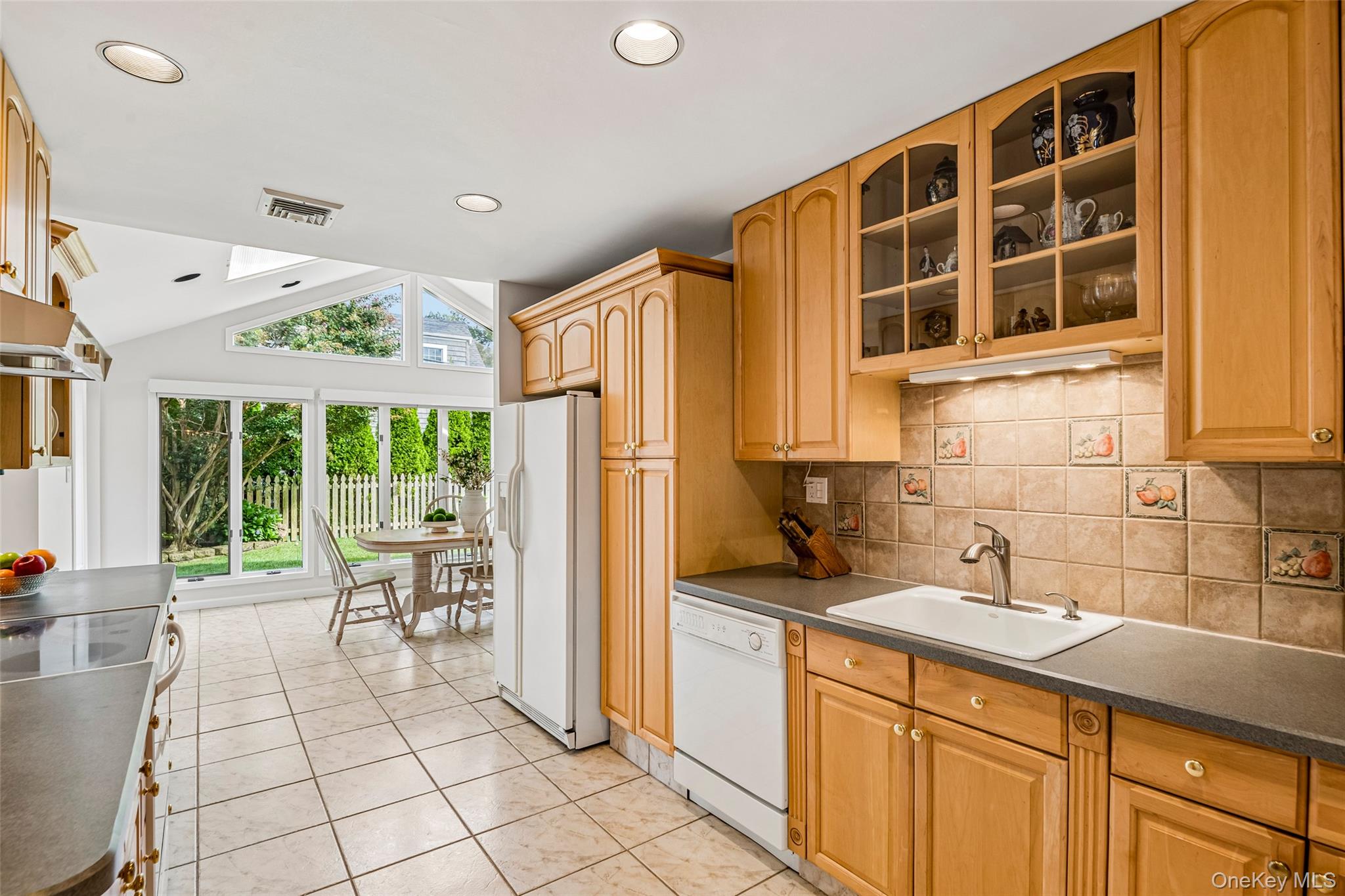 37 Linden Street Property Photo 15
