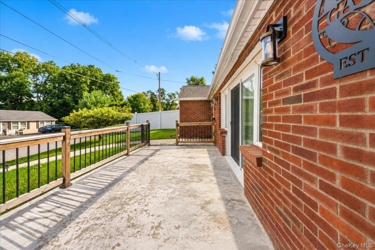 19 Cottage Avenue Property Photo 3