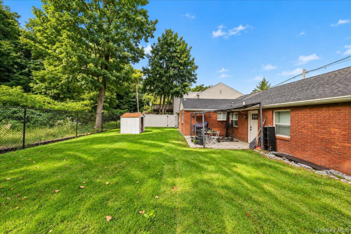19 Cottage Avenue Property Photo 16