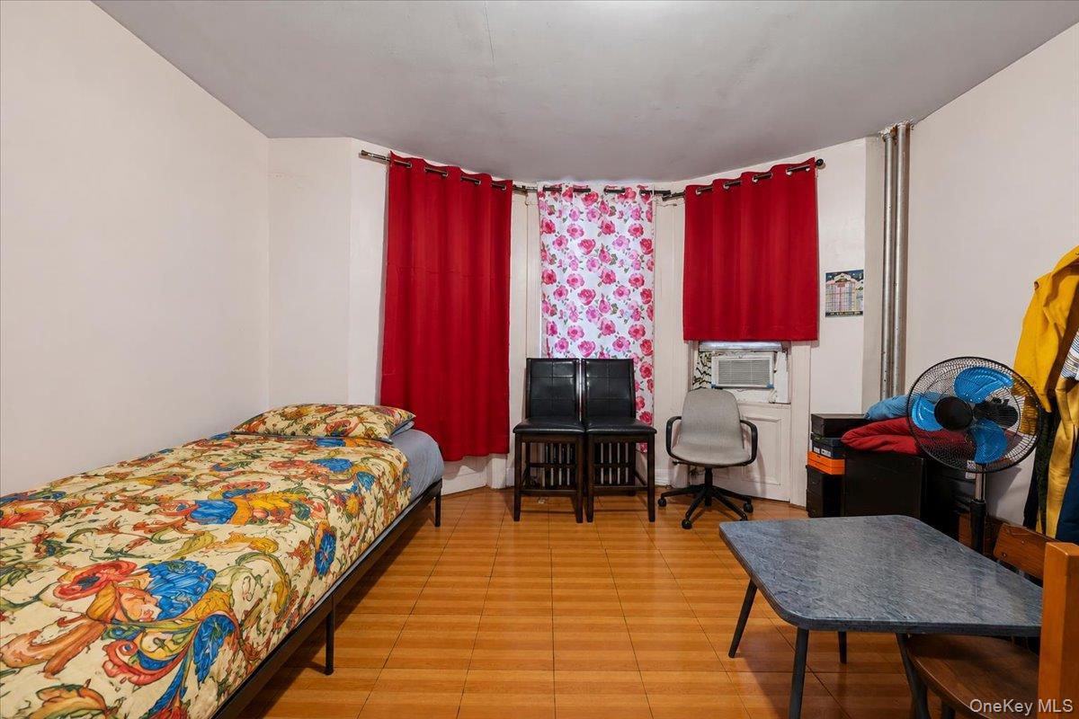 243 Crescent Property Photo 10