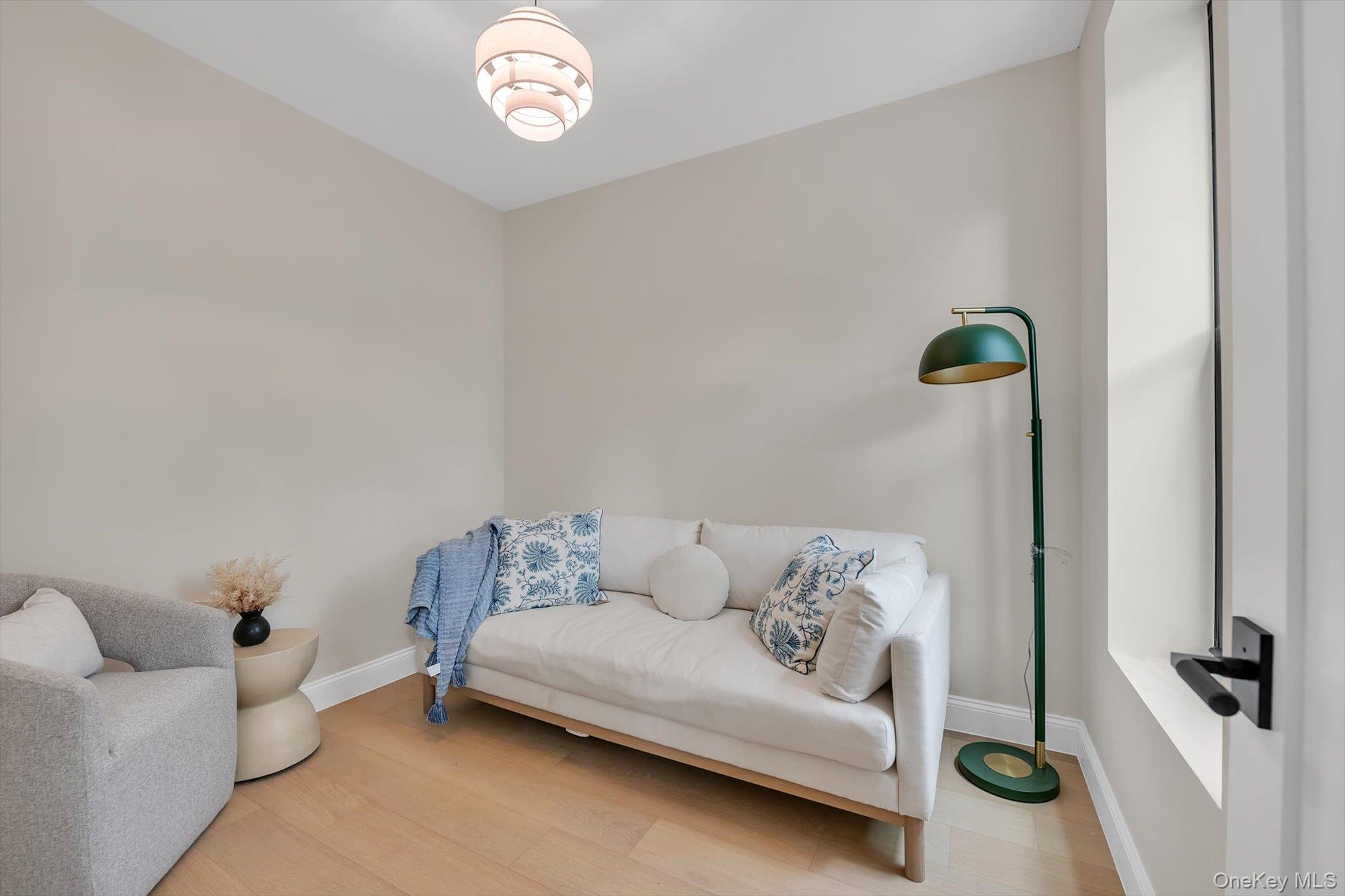 1045 Jefferson Avenue Property Photo 13