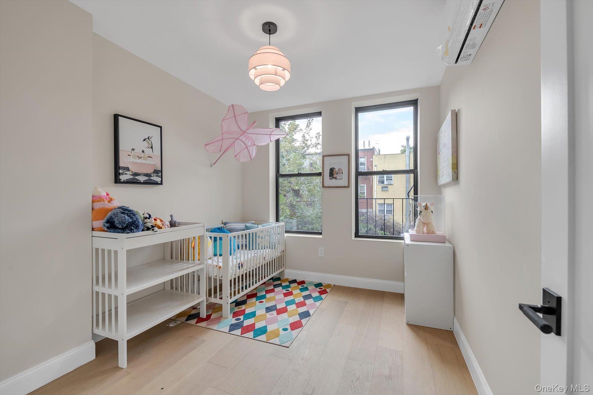 1045 Jefferson Avenue Property Photo 14