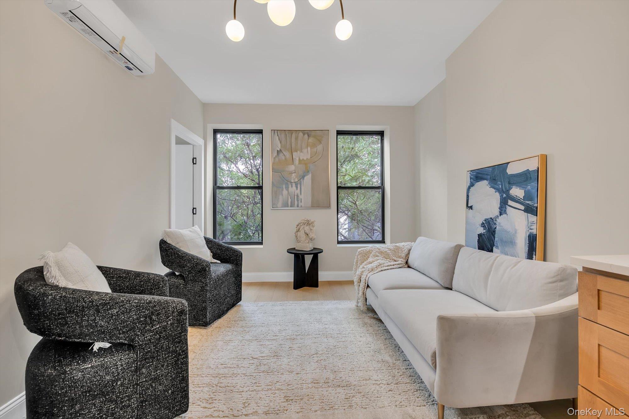 1045 Jefferson Avenue Property Photo 18