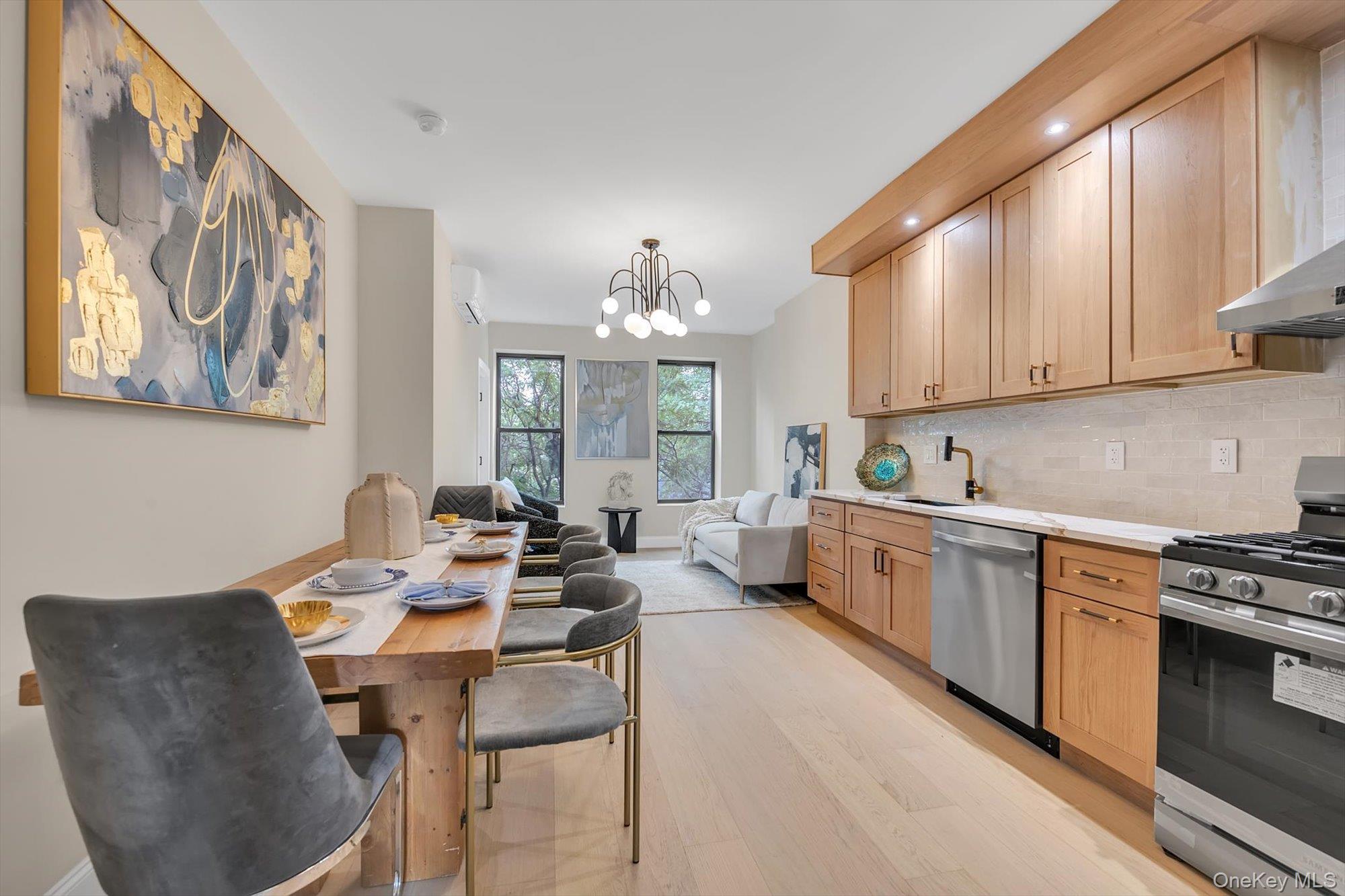 1045 Jefferson Avenue Property Photo 19