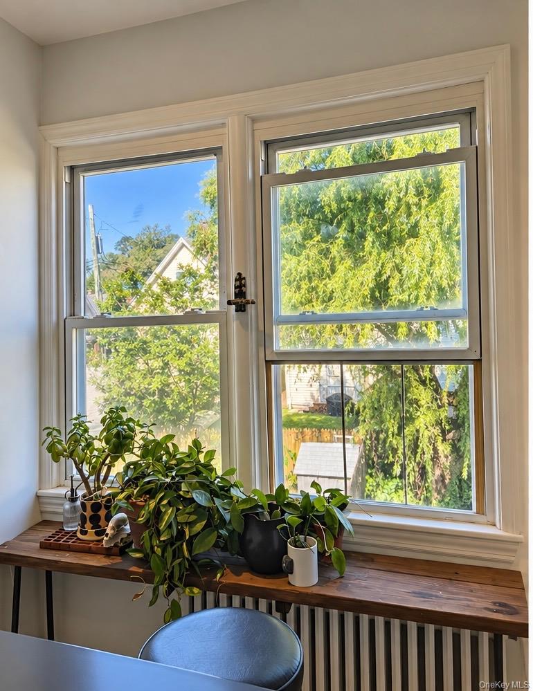 169 Beekman Avenue 3 Property Photo 6
