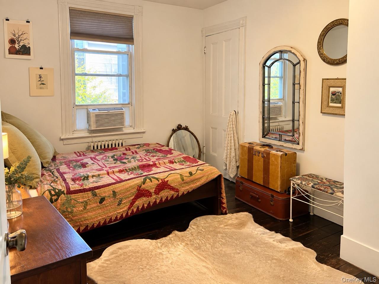 169 Beekman Avenue 3 Property Photo 8