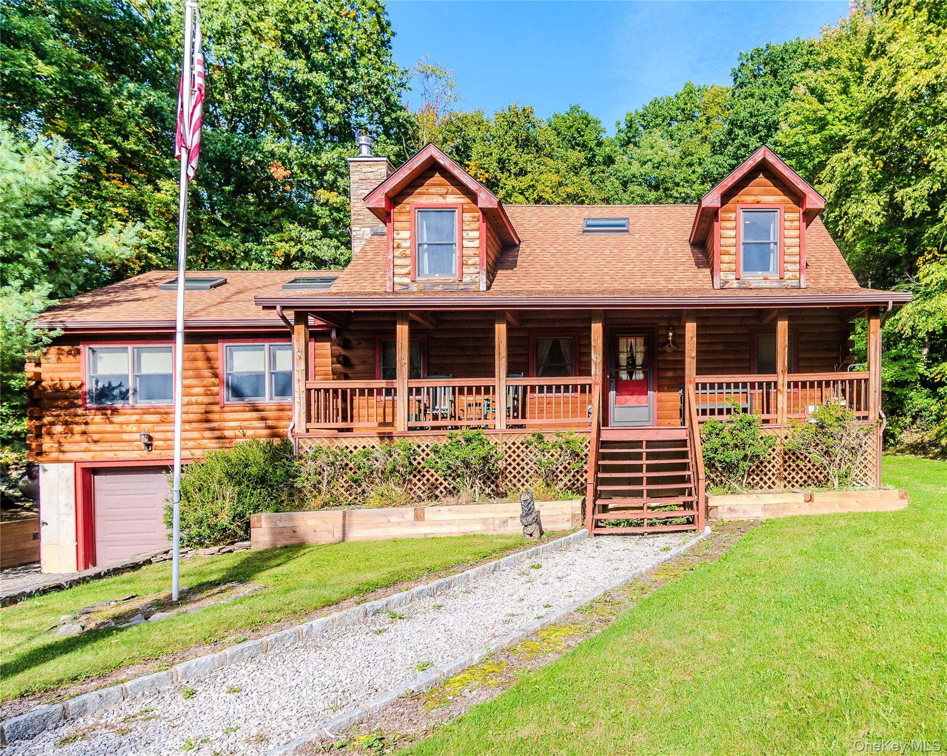 505 E Mountain Road N Property Photo 1