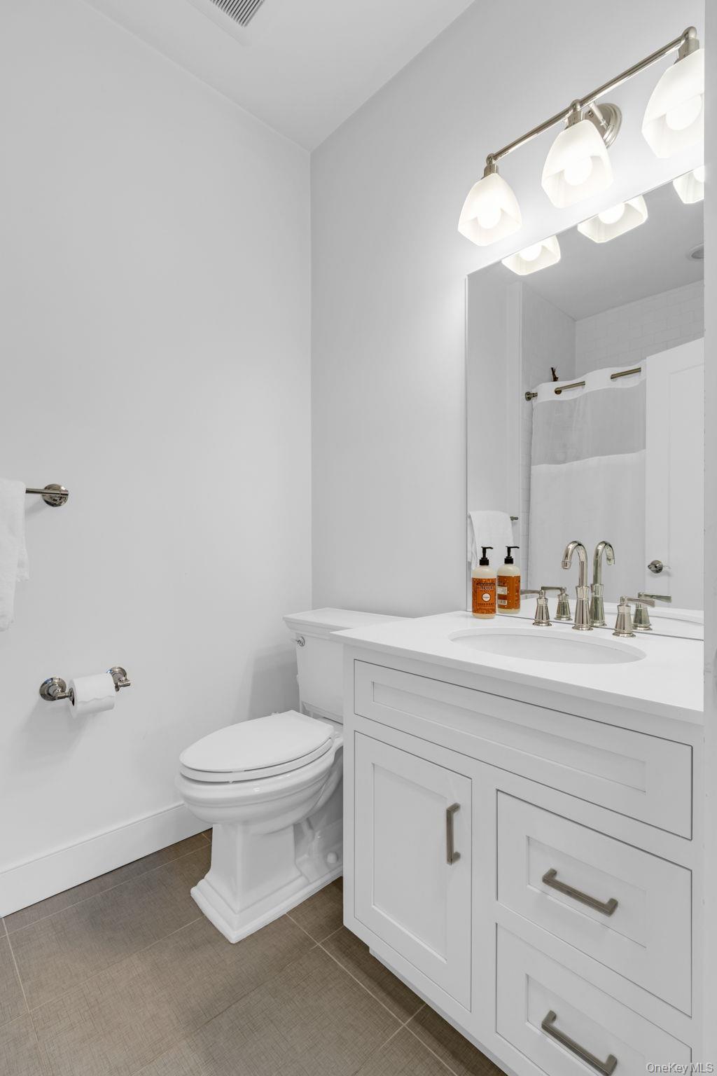15 Honeysuckle Lane Property Photo 26