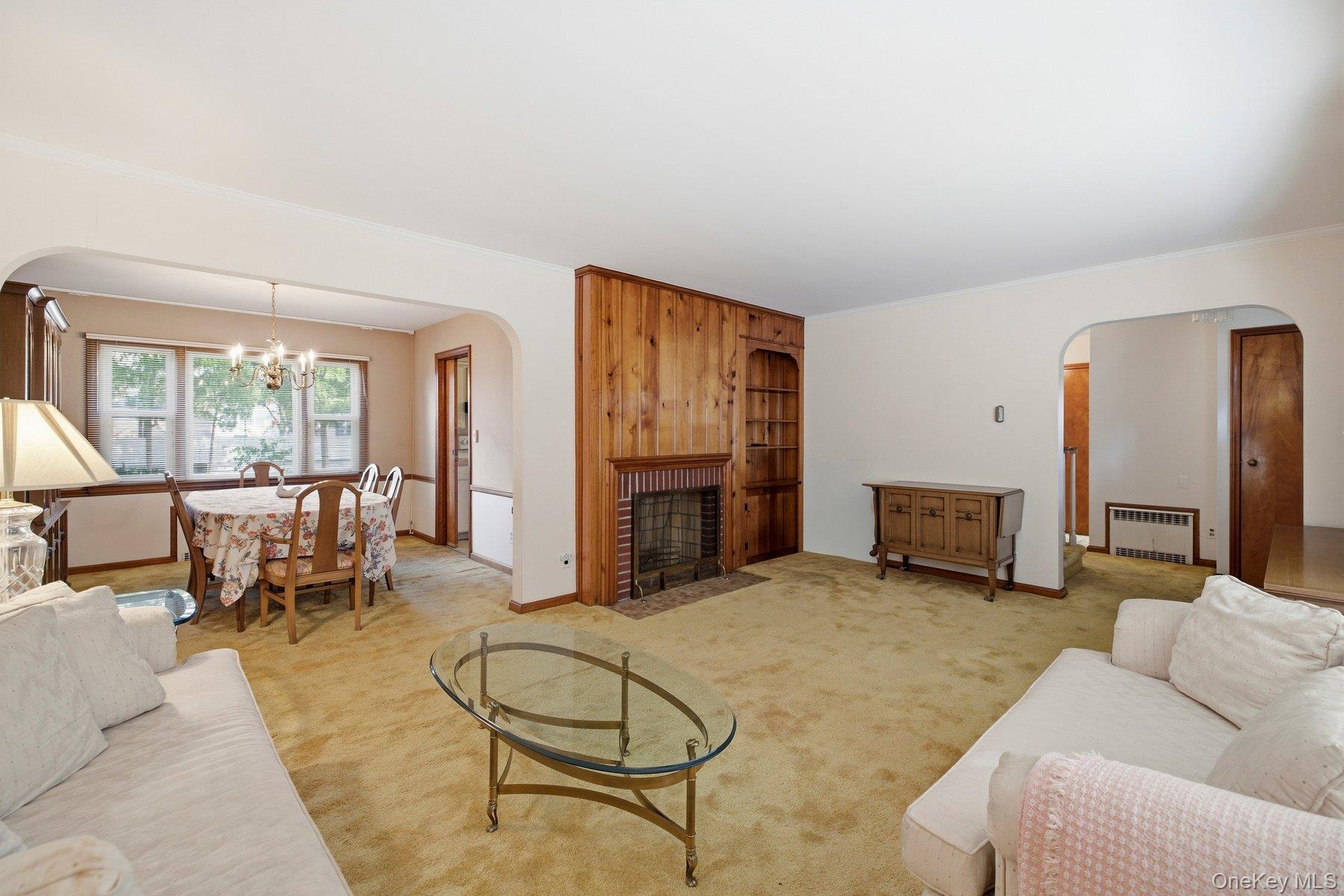 175 E Carpenter Street Property Photo 6