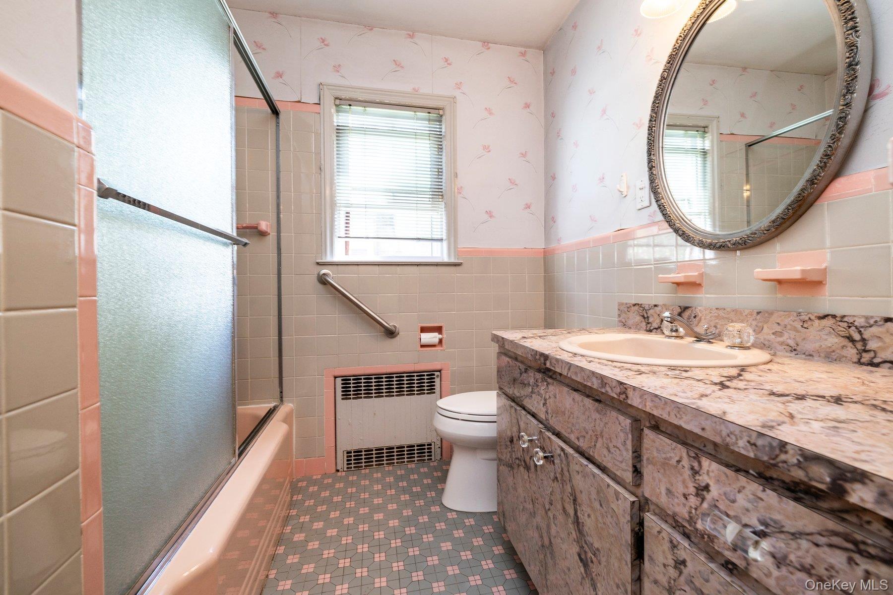 175 E Carpenter Street Property Photo 16