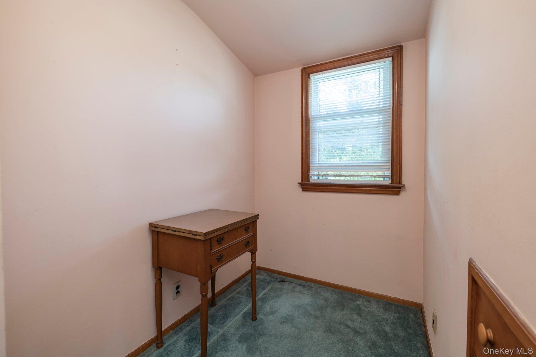 175 E Carpenter Street Property Photo 21