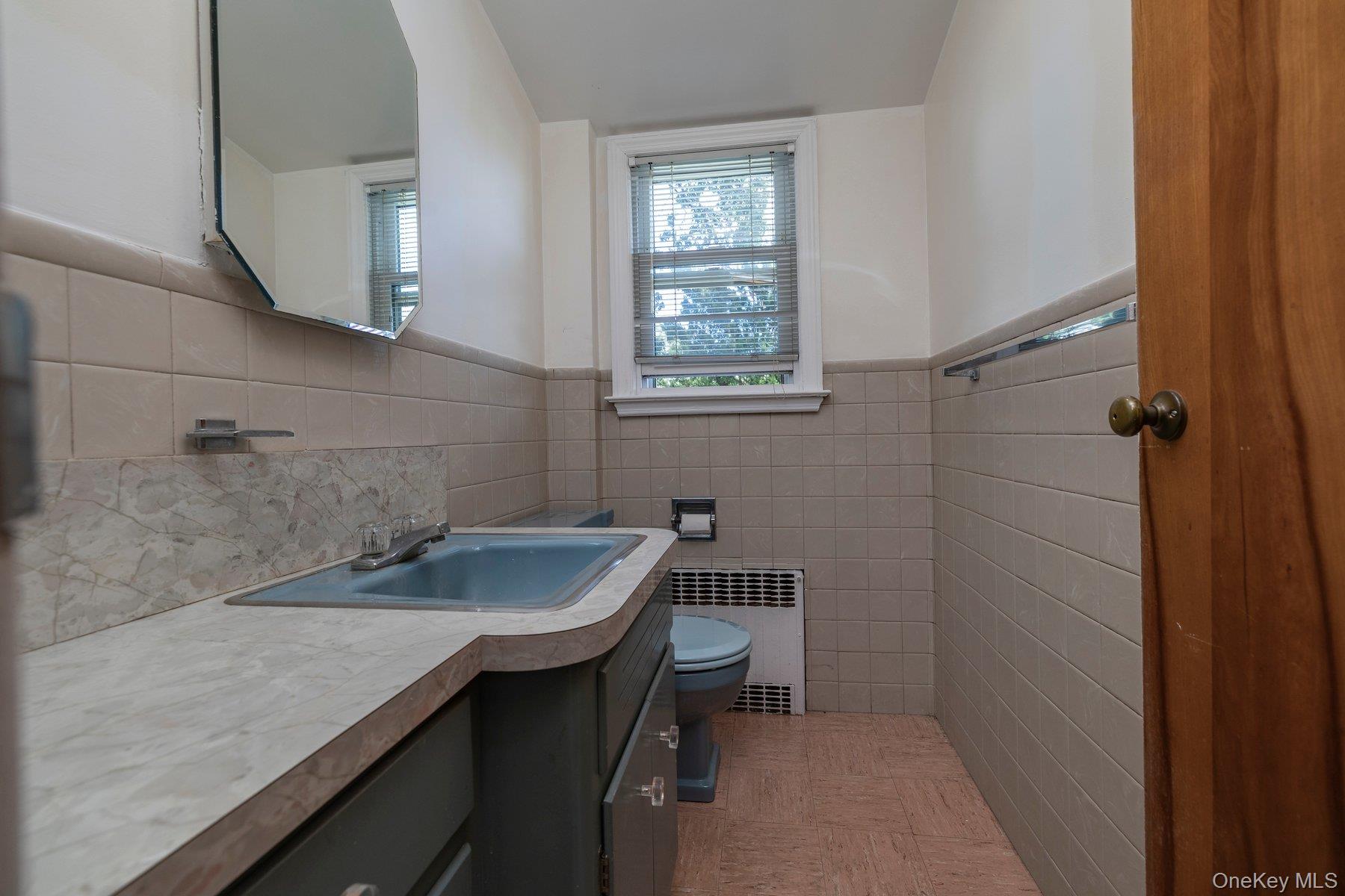 175 E Carpenter Street Property Photo 24