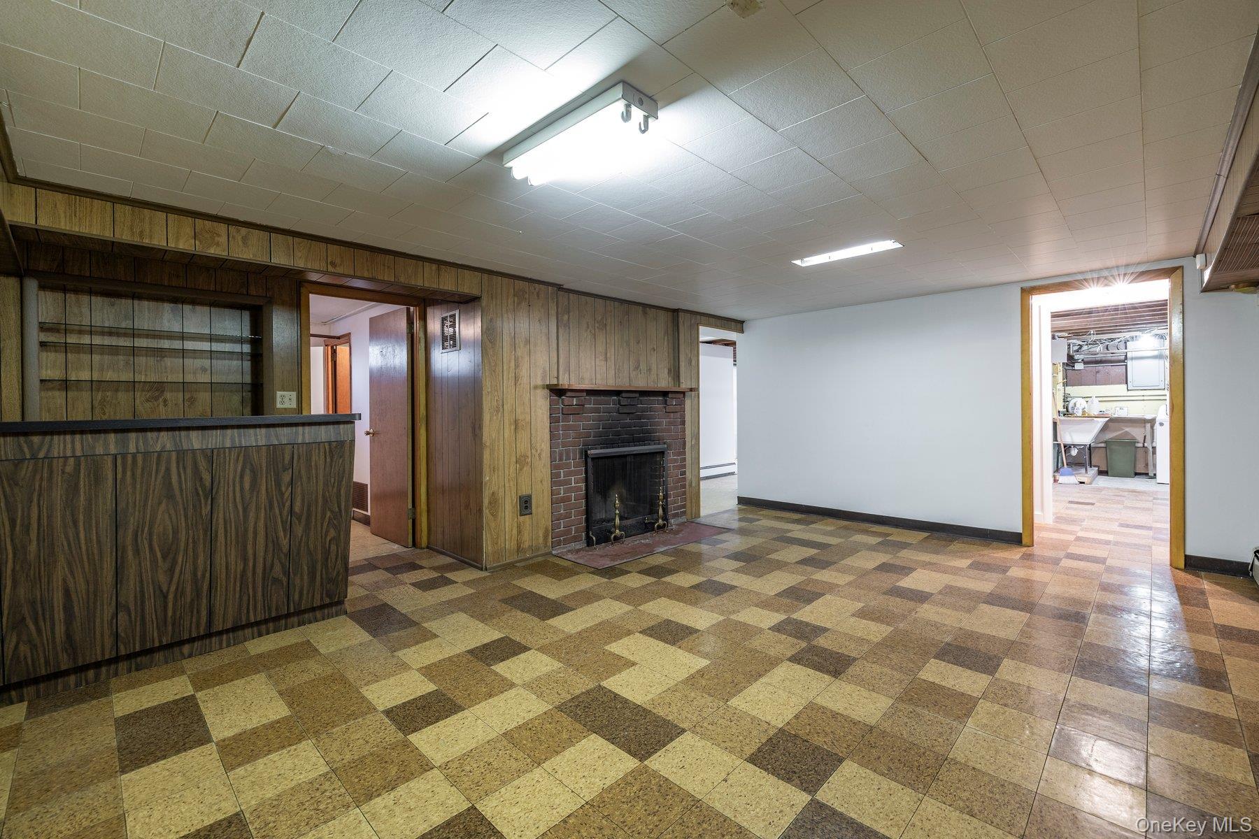 175 E Carpenter Street Property Photo 25