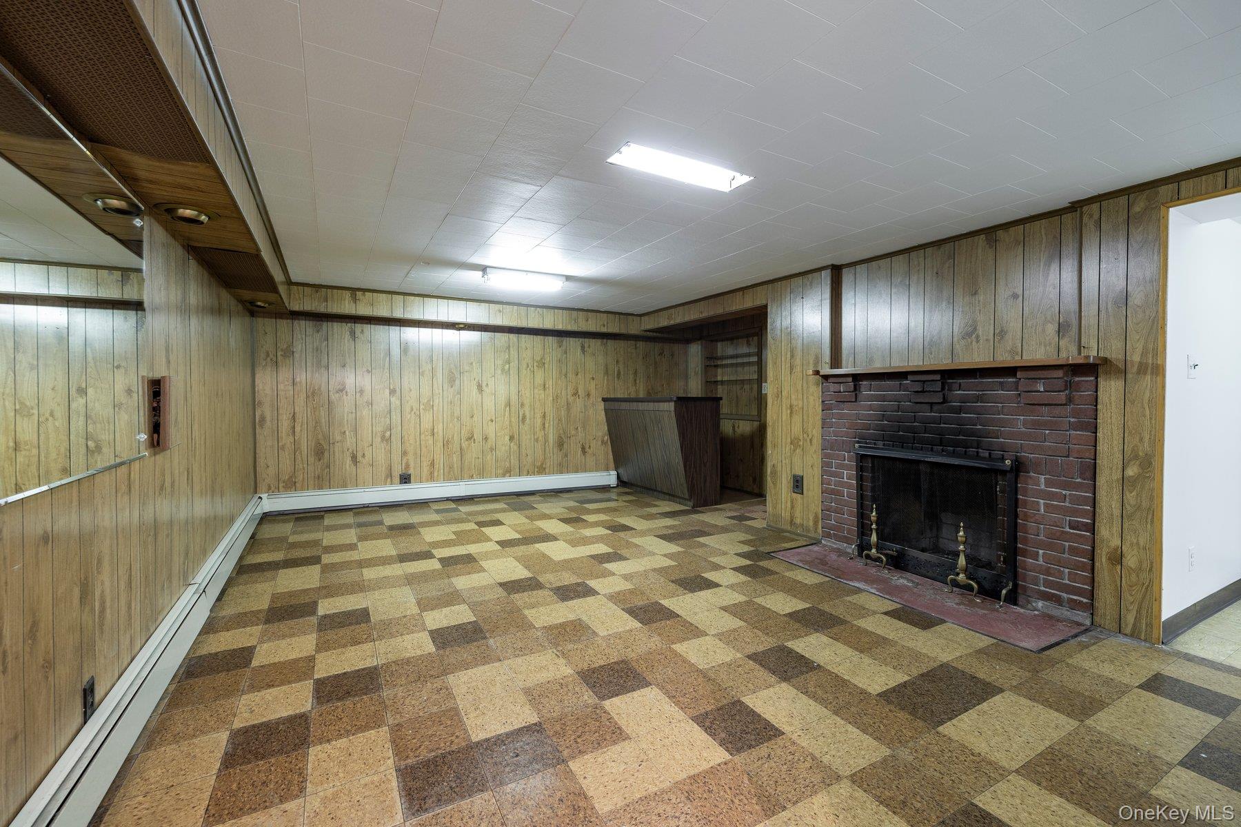 175 E Carpenter Street Property Photo 26