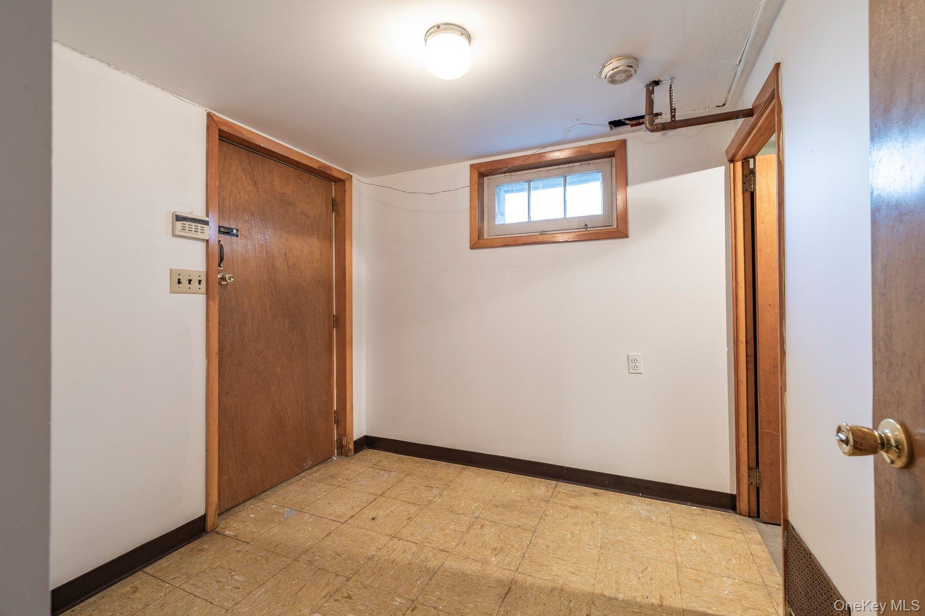 175 E Carpenter Street Property Photo 27