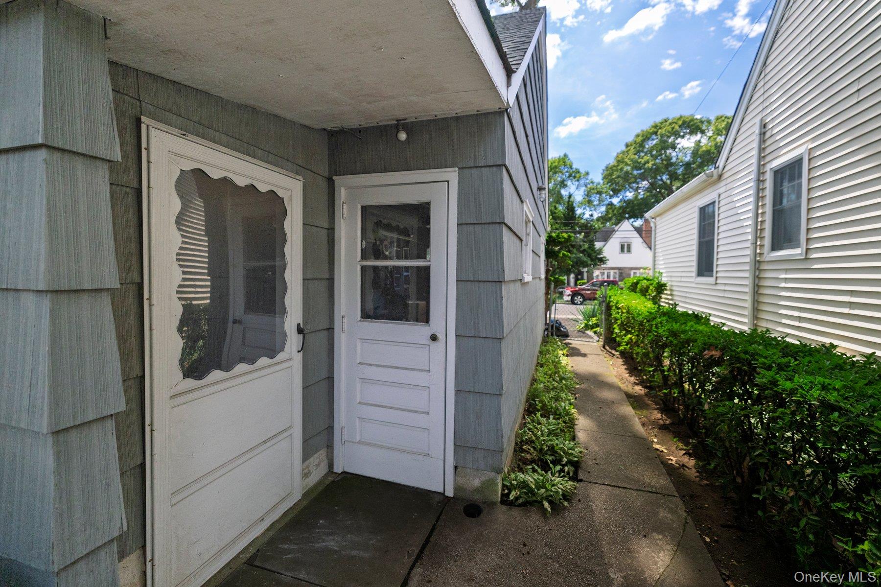 175 E Carpenter Street Property Photo 30