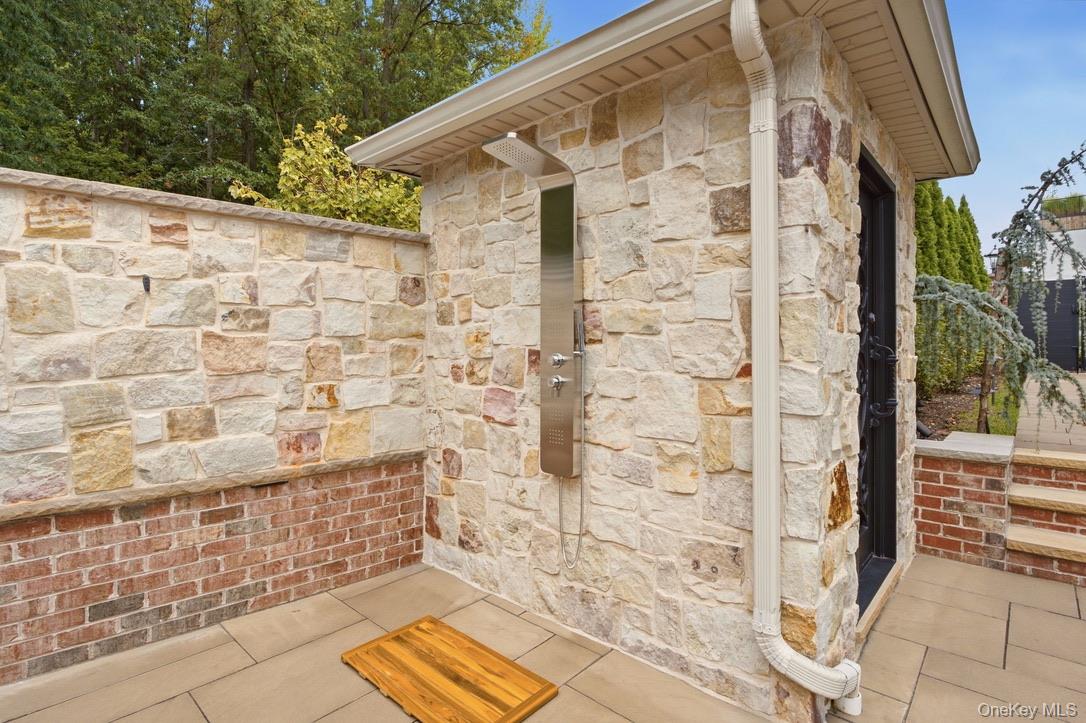 16 Belvedere Court Property Photo 37