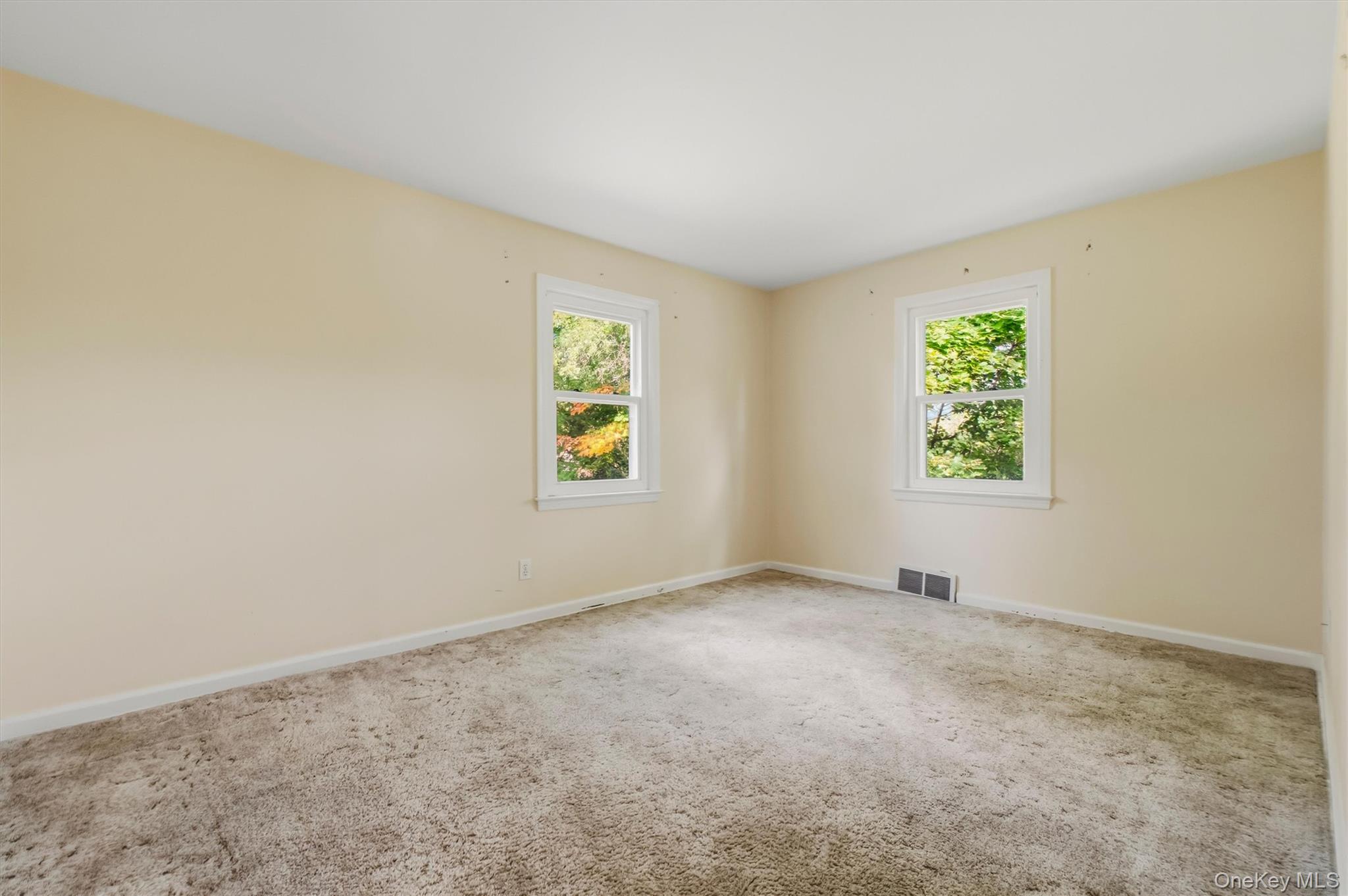 8 Claudia Lane Property Photo 22