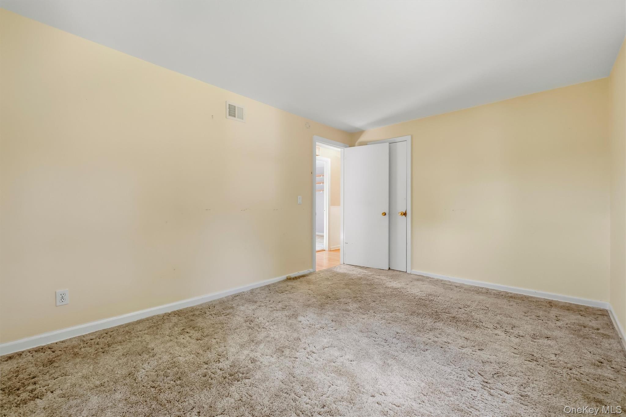 8 Claudia Lane Property Photo 23